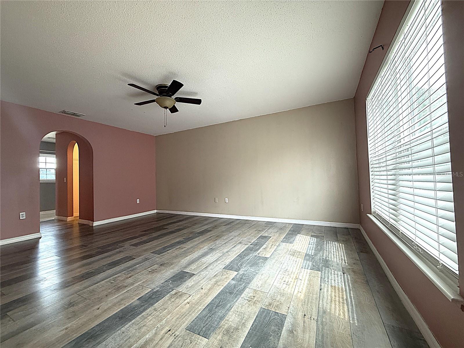 1664 Settlers Creek Way Property Photo 17