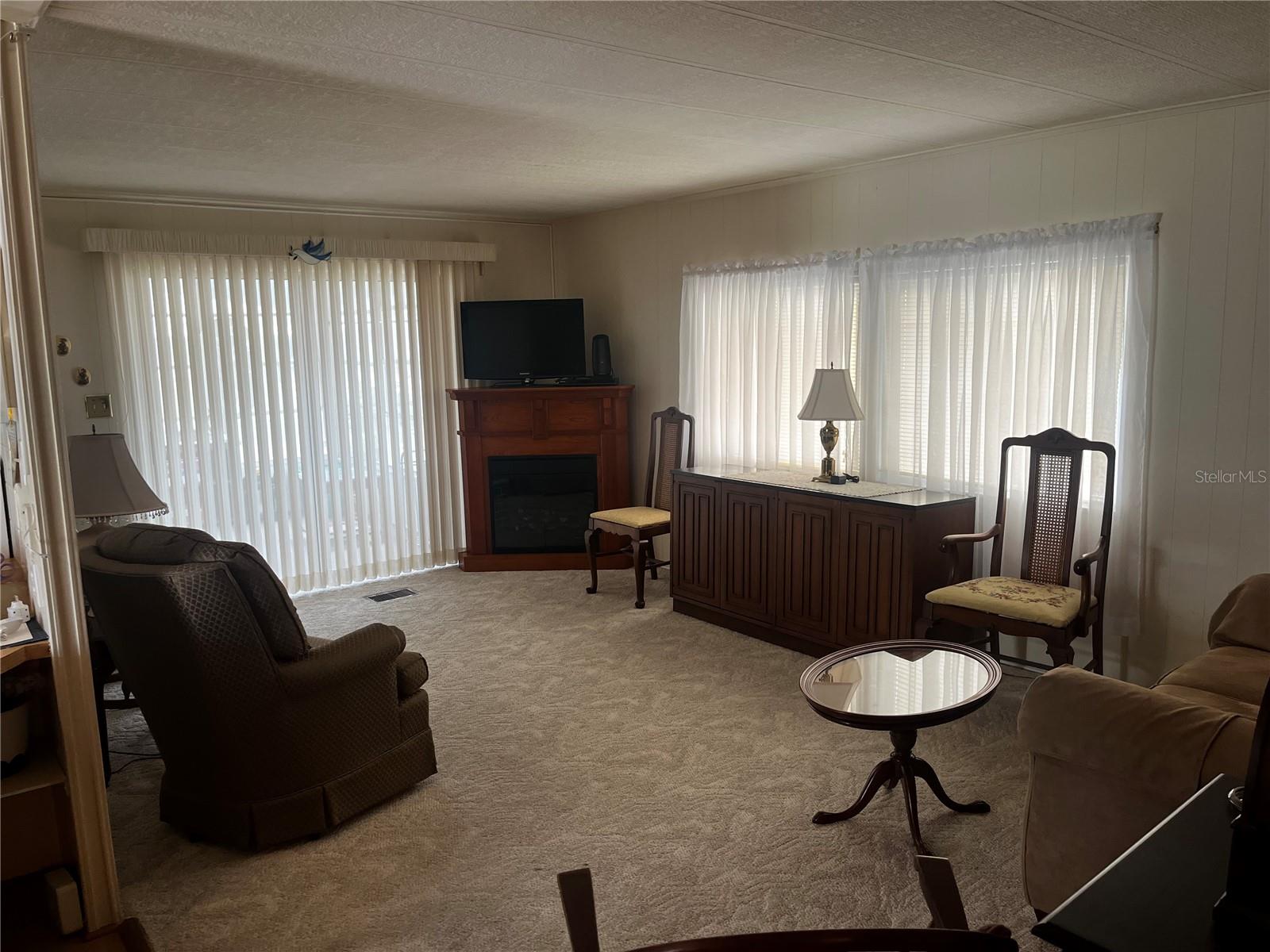 192 Philadelphia Blvd #9 Property Photo 4