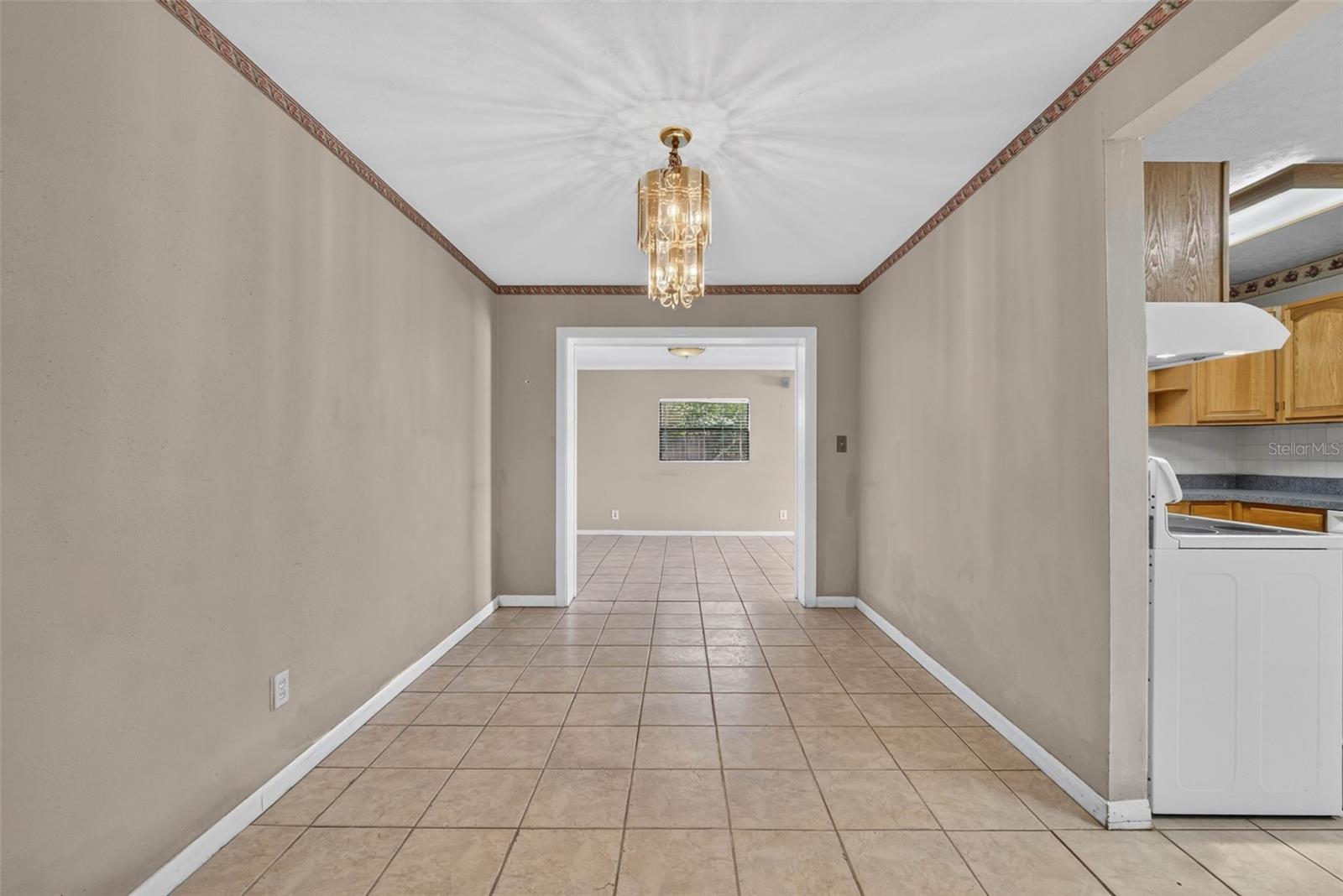 3312 W Burke St Property Photo 16