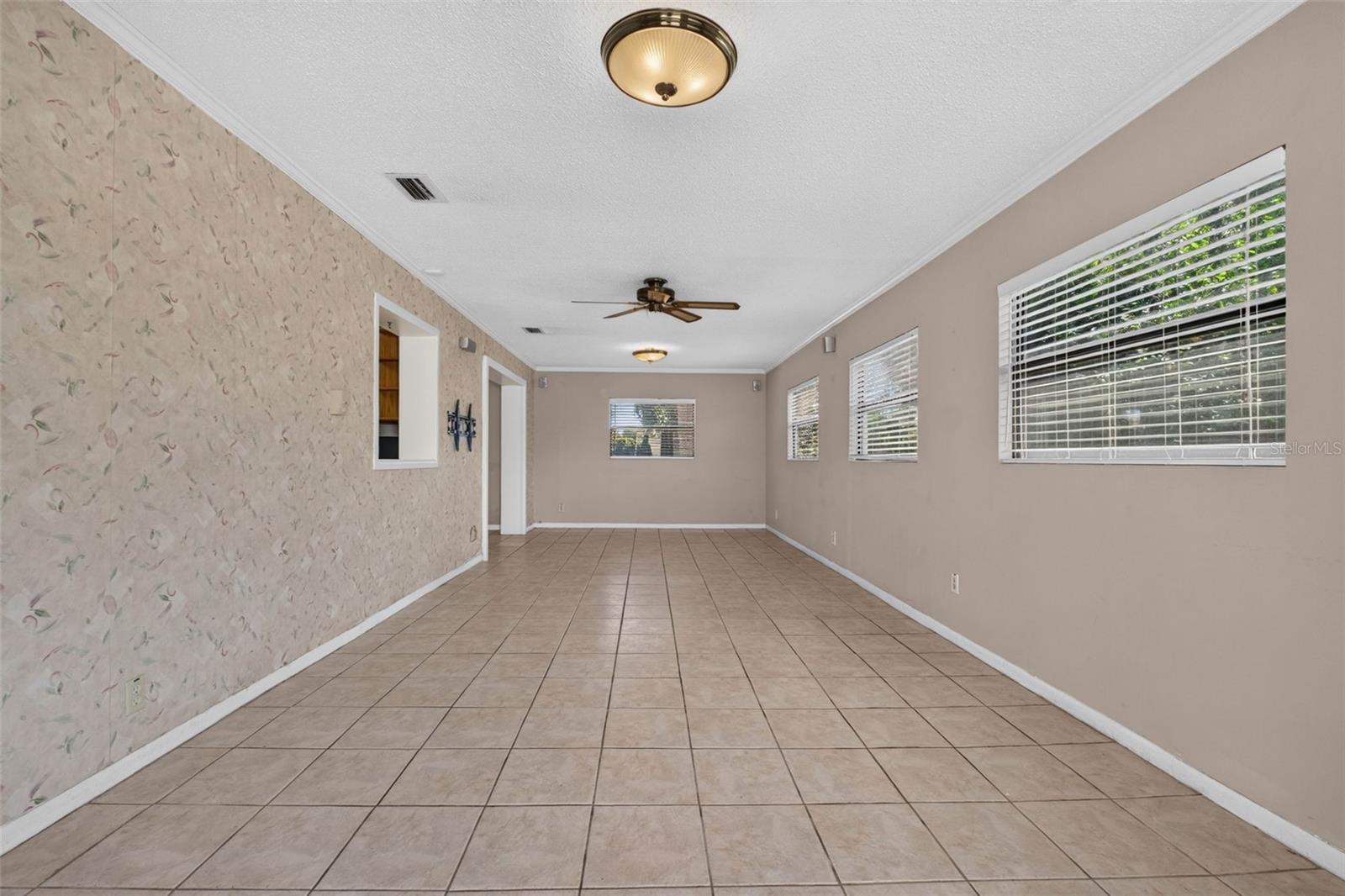 3312 W Burke St Property Photo 31