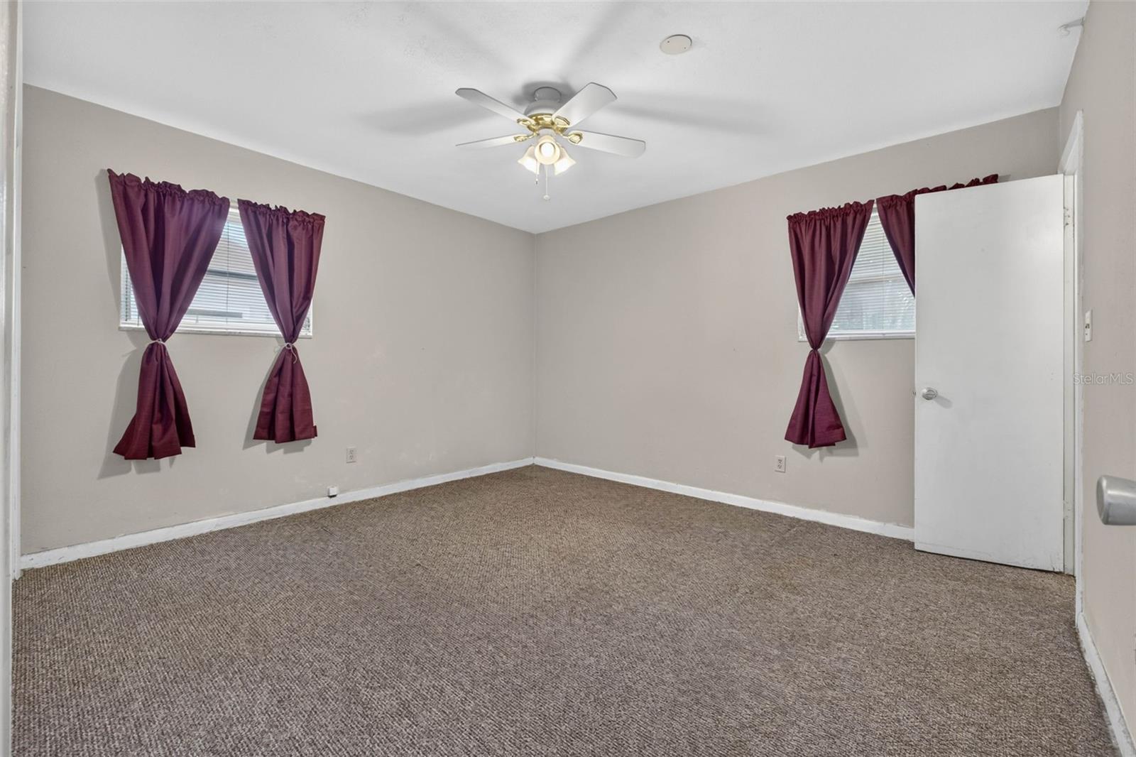 3312 W Burke St Property Photo 45