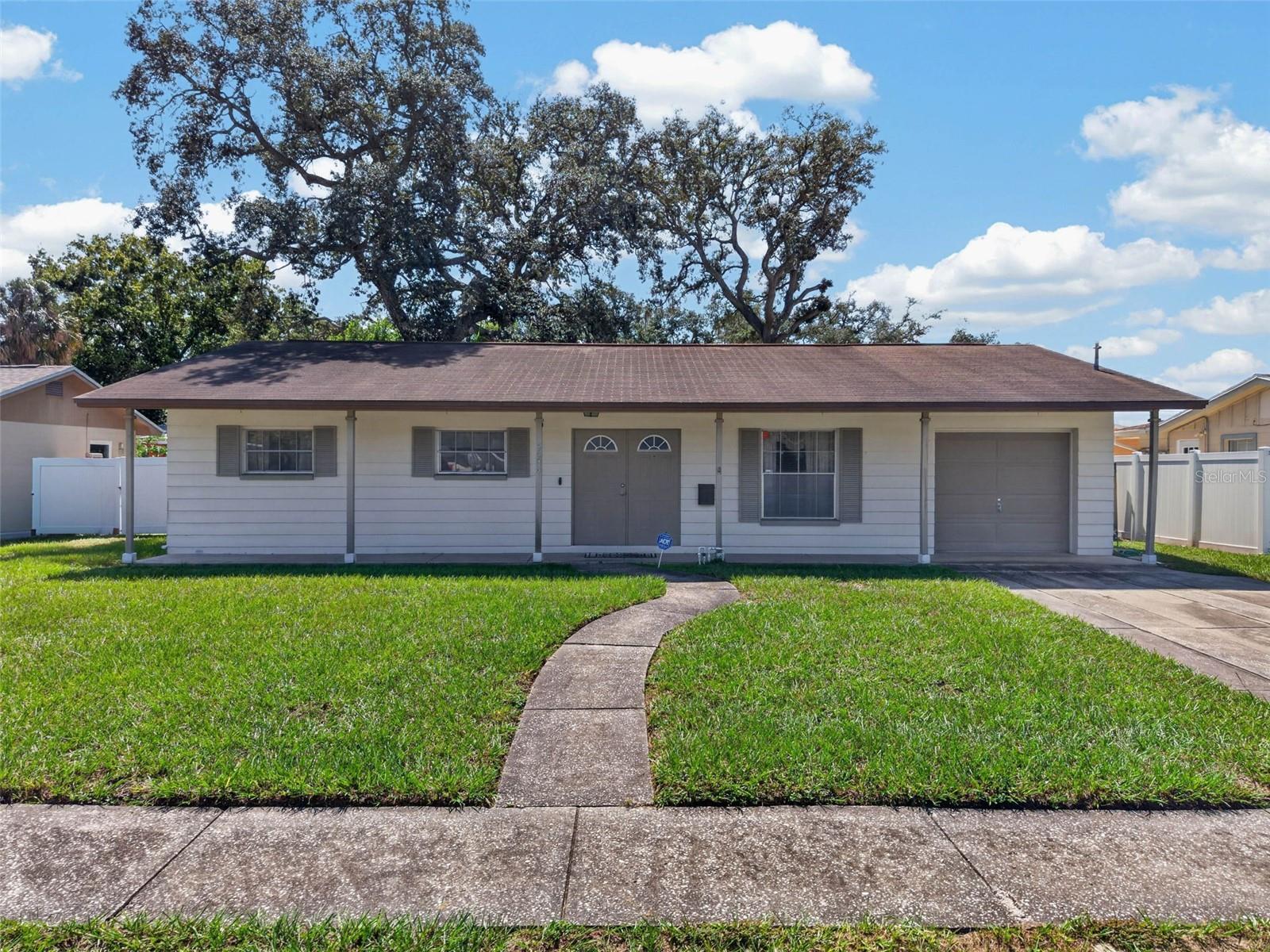 3312 W Burke St Property Photo 58