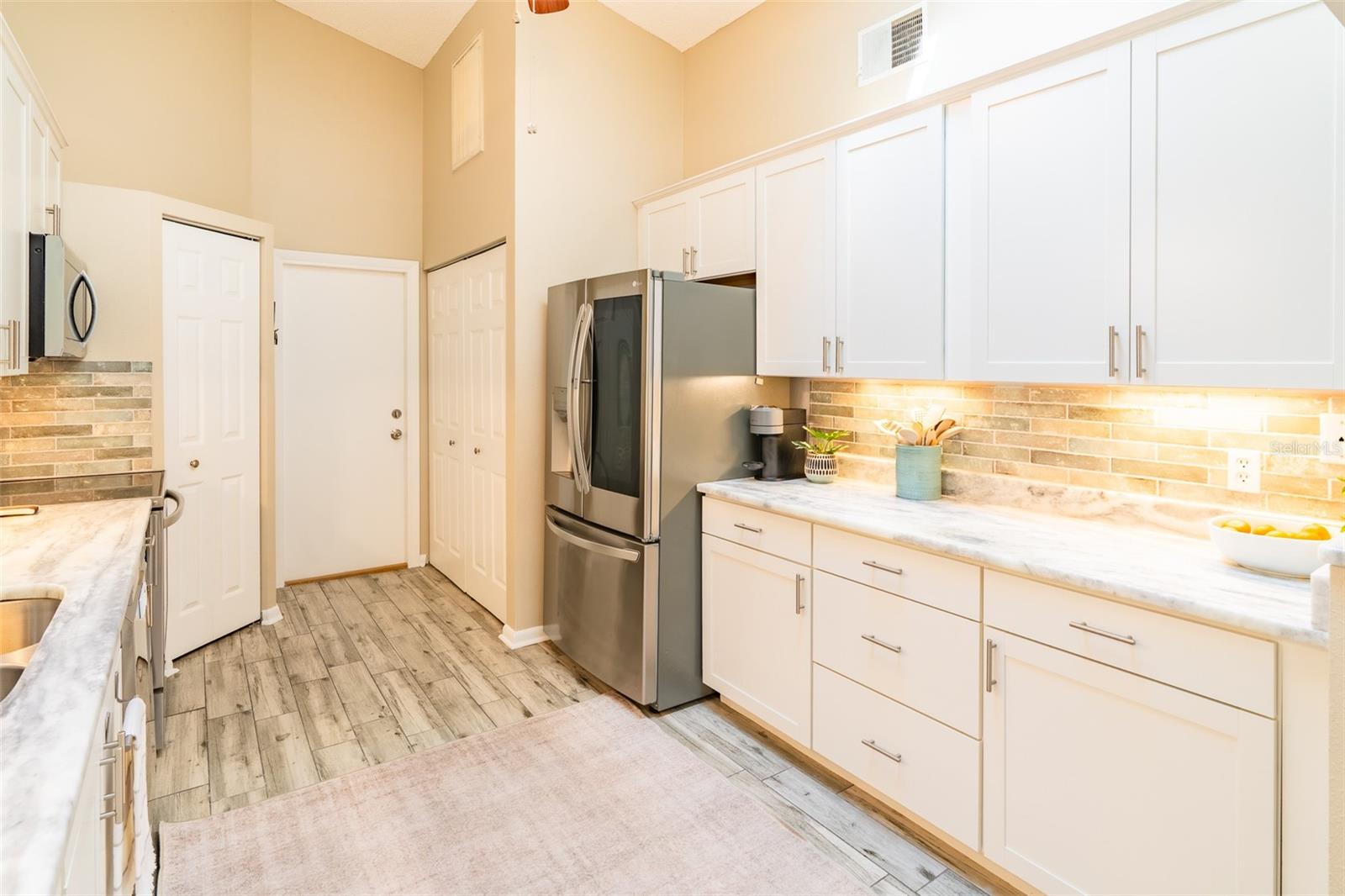 567 Deer Run N Property Photo 31