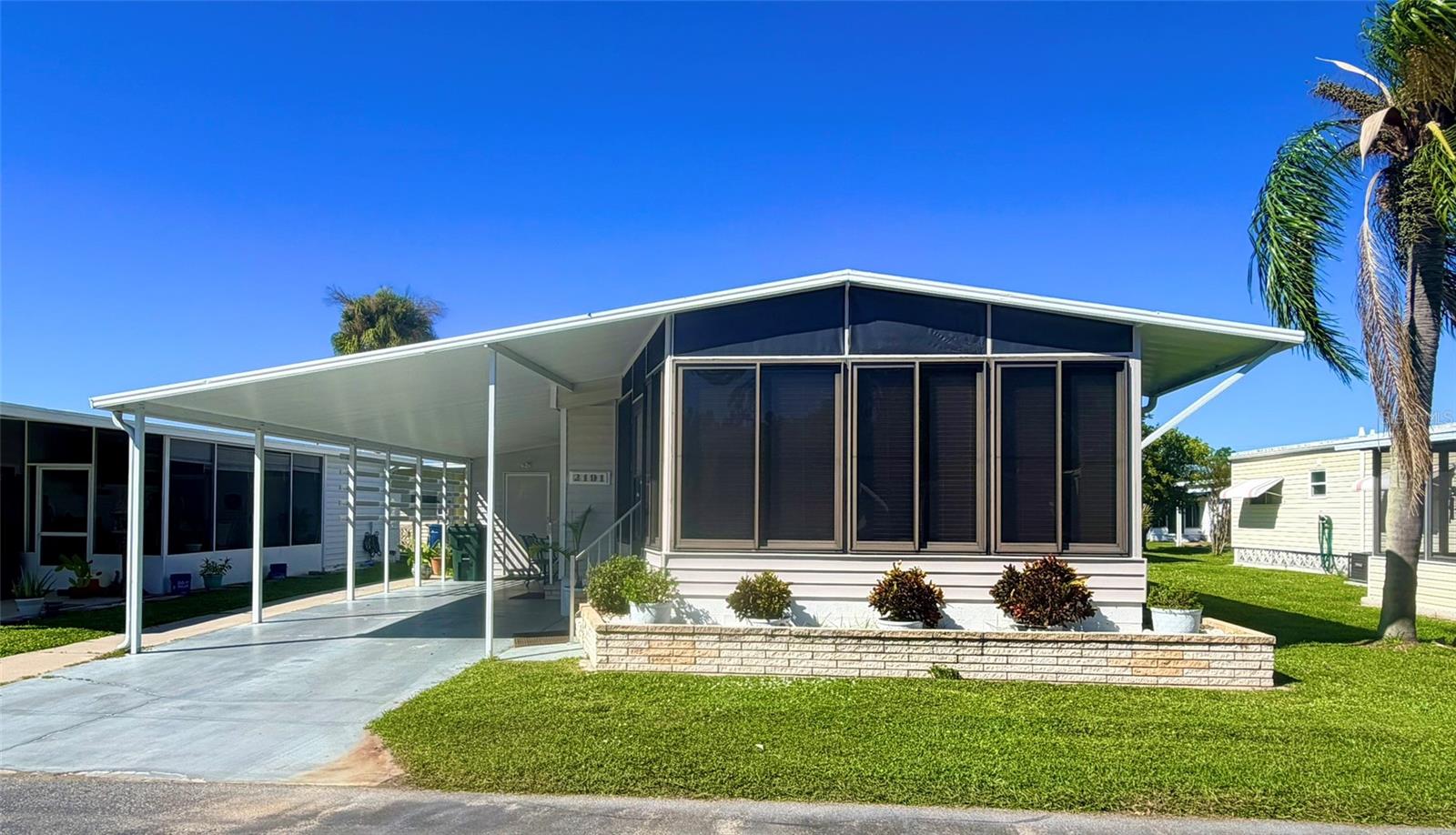 2191 CA D ORO DR #38 Property Photo 1
