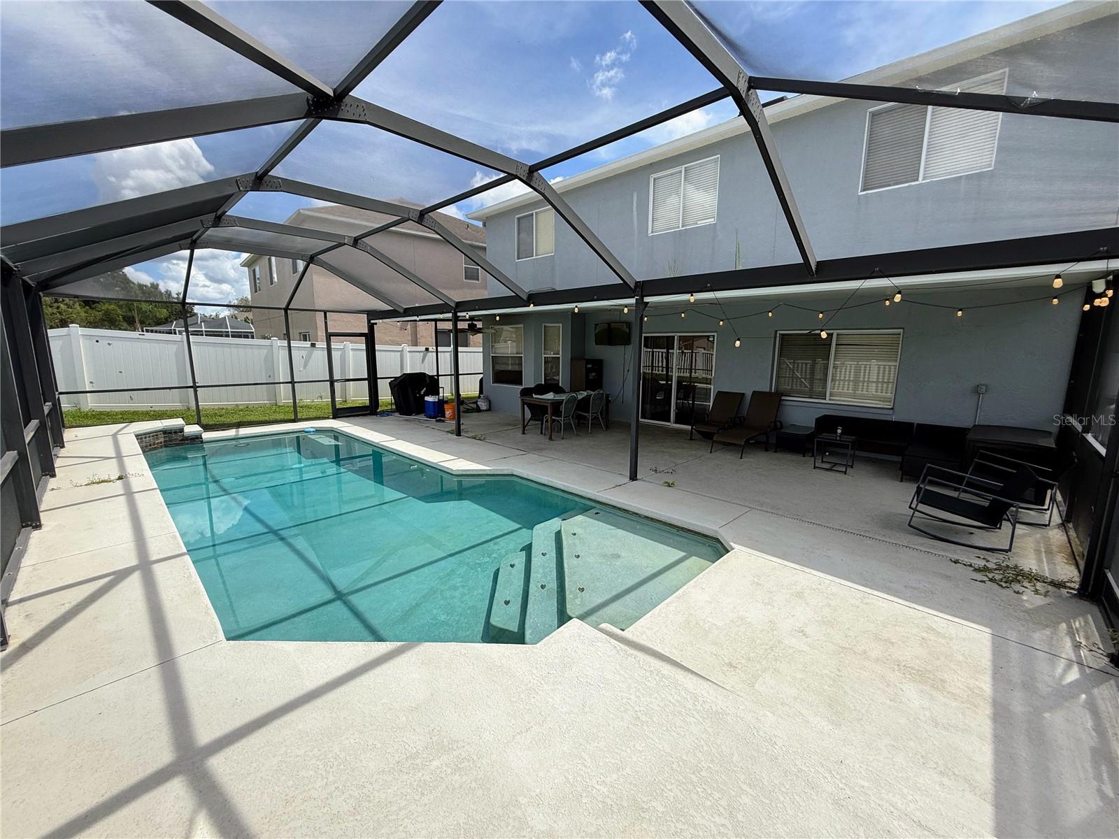 18182 Sandy Pointe Dr Property Photo 28