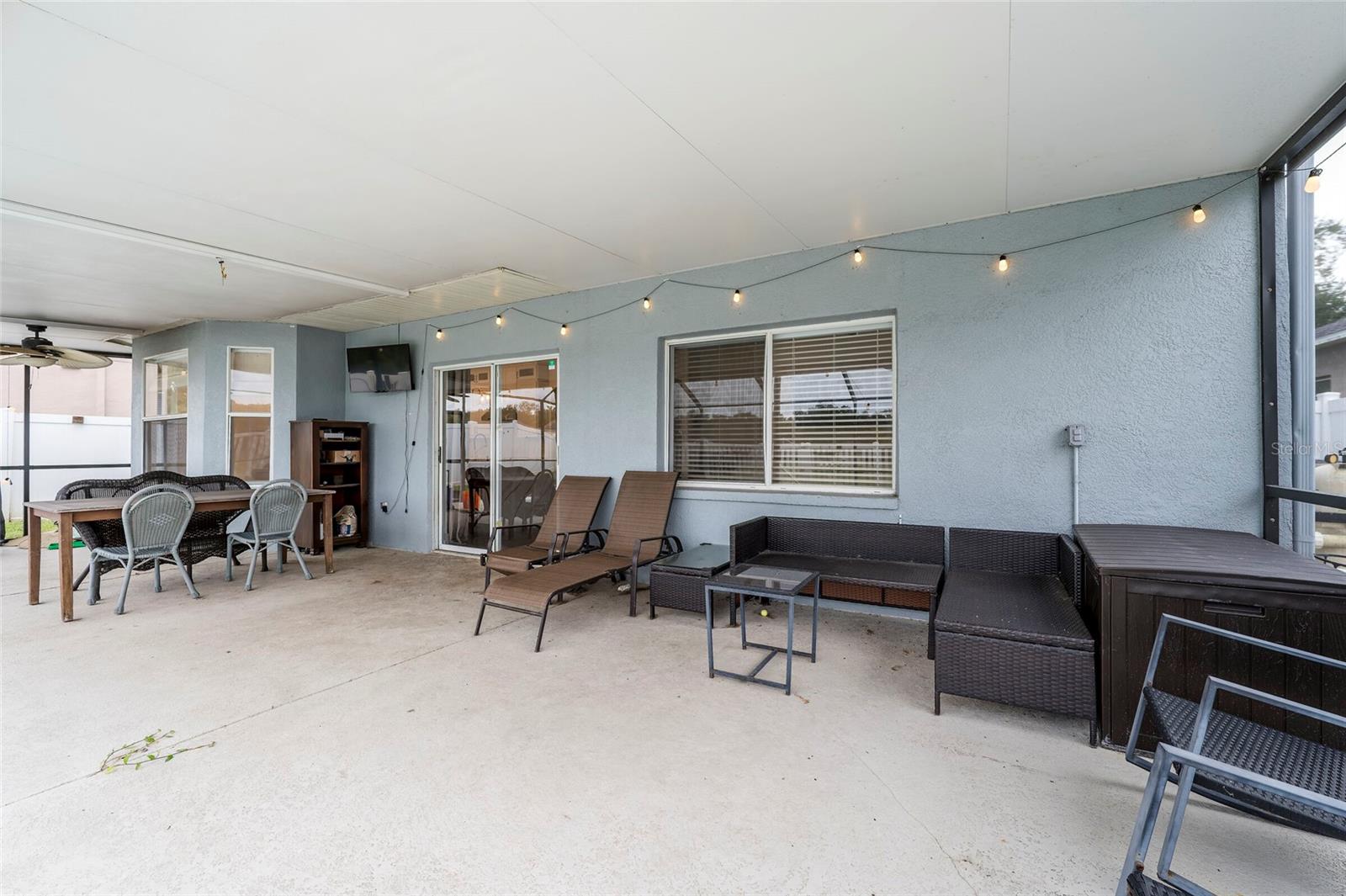 18182 Sandy Pointe Dr Property Photo 44