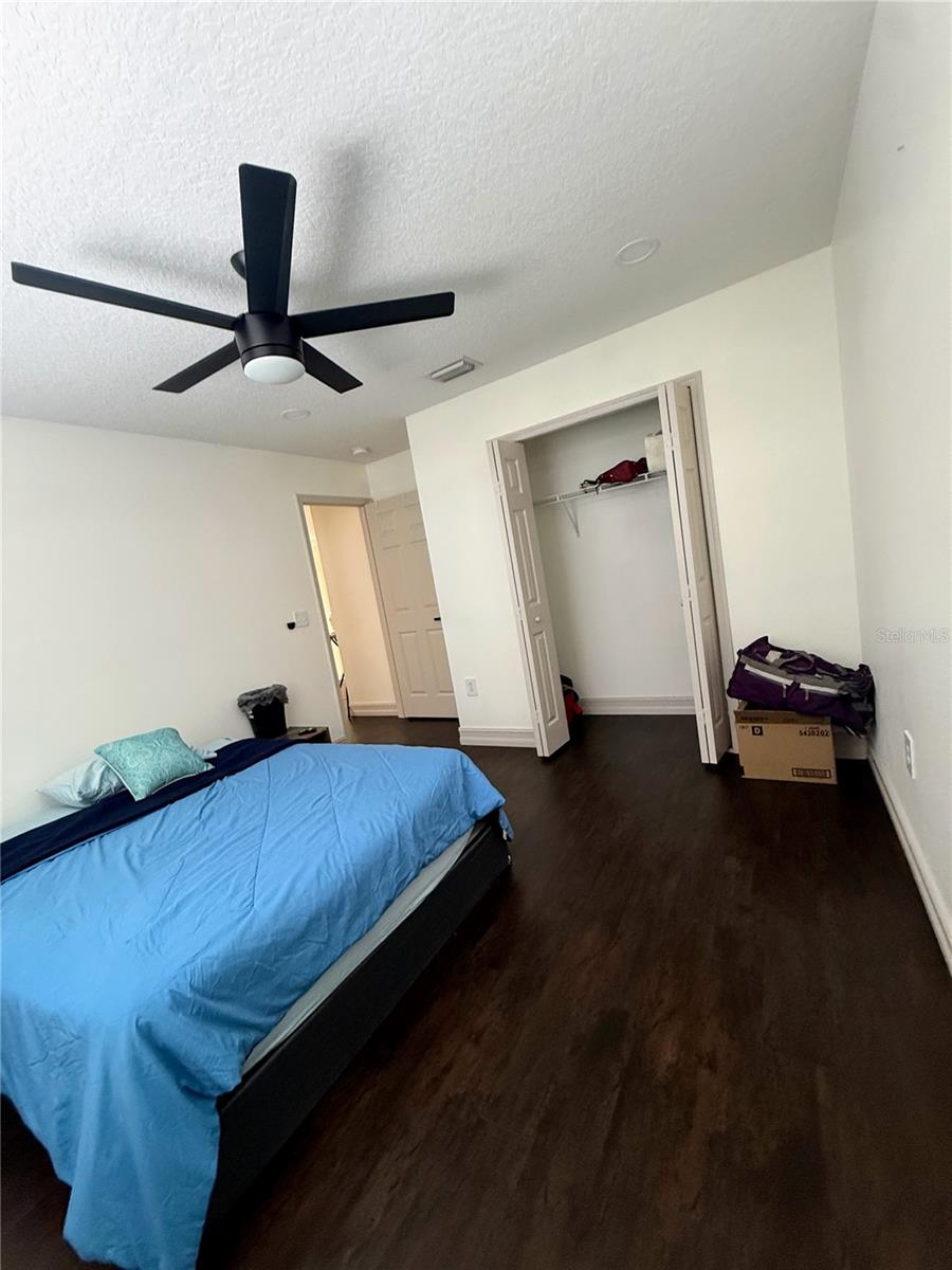 18182 Sandy Pointe Dr Property Photo 48
