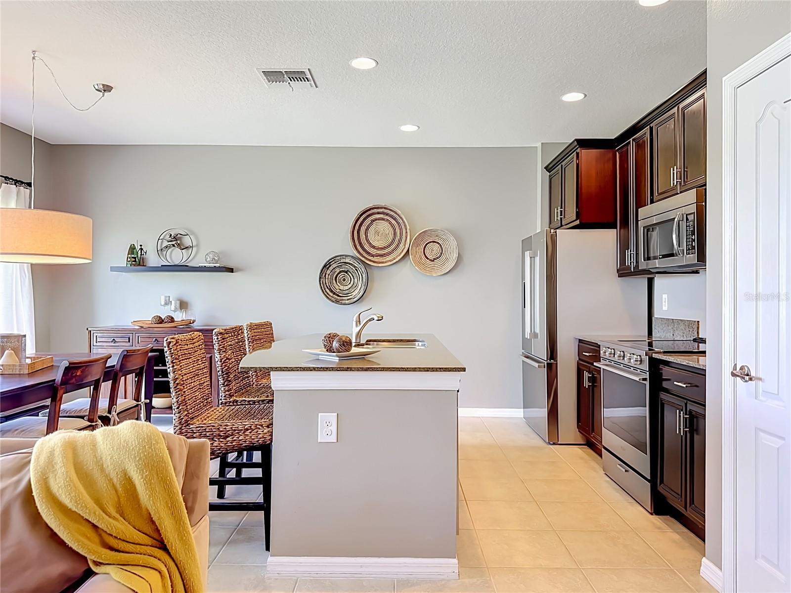 8608 Turnstone Shore Ln Property Photo 14