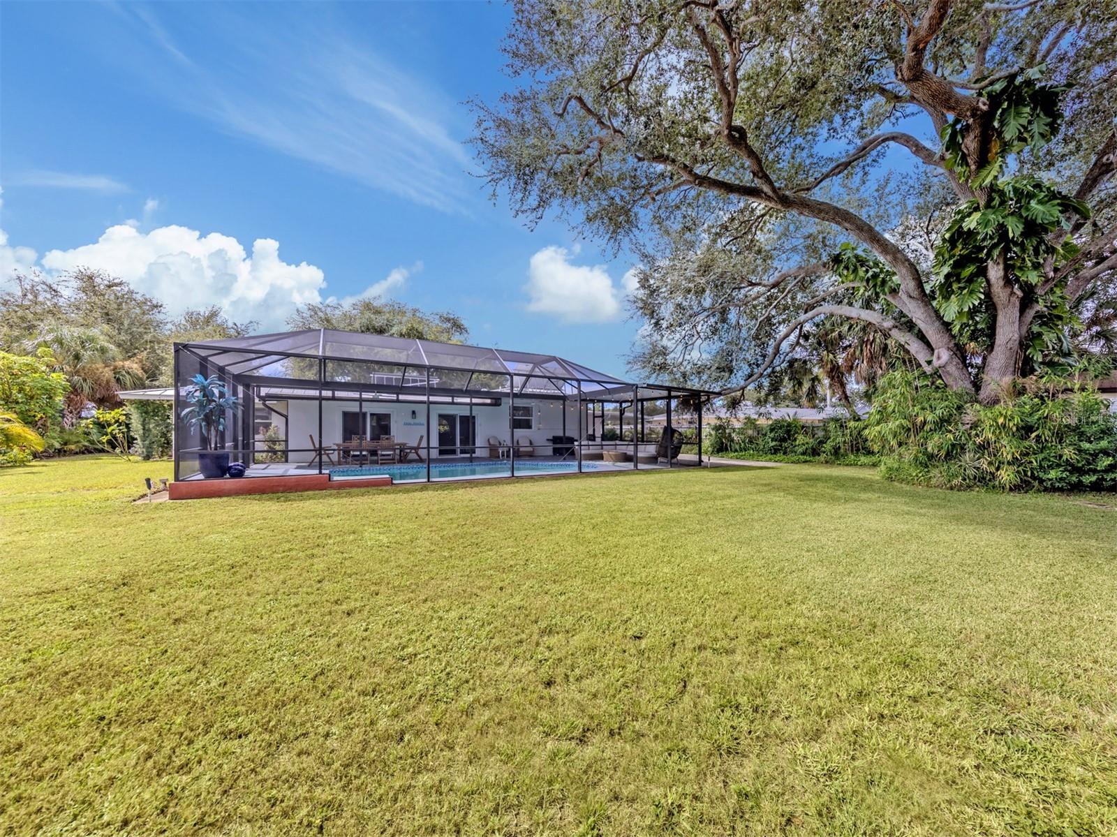 324 Beach Rd Property Photo 25