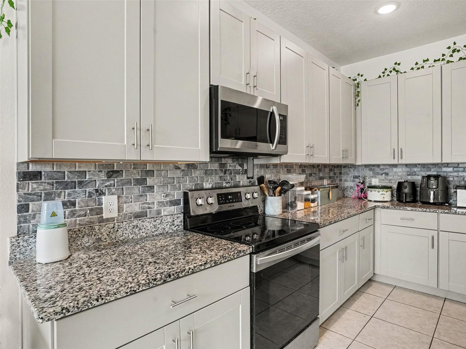 230 Tarpon Bay Blvd Property Photo 11