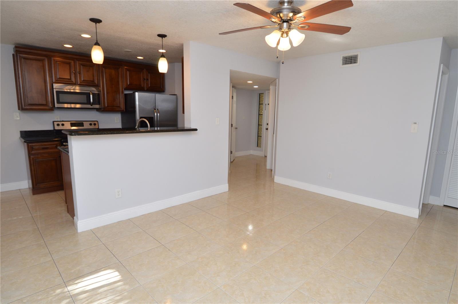 8647 Mallard Reserve Dr #104 Property Photo 10
