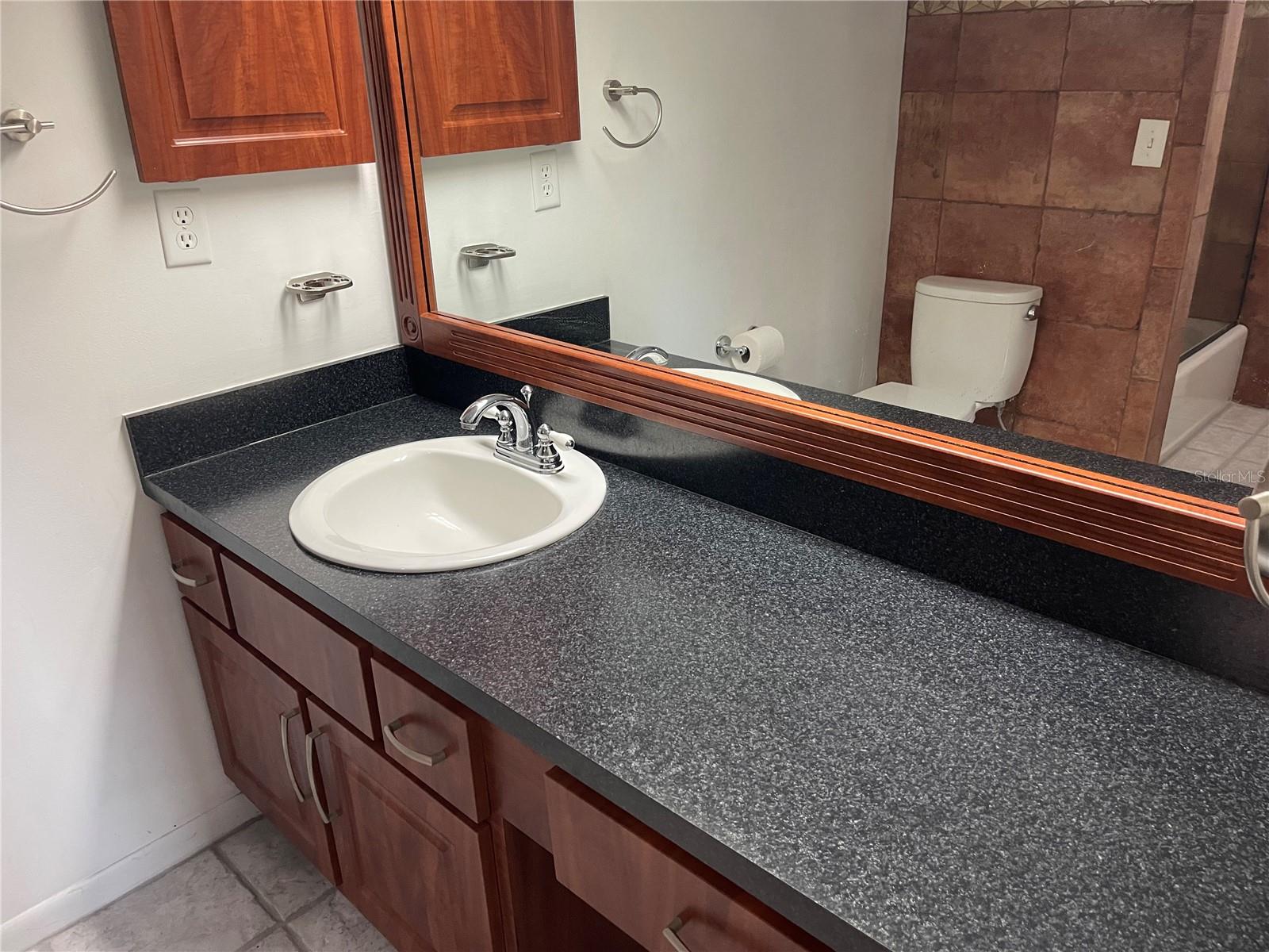 90 S Highland Ave #1 Property Photo 13