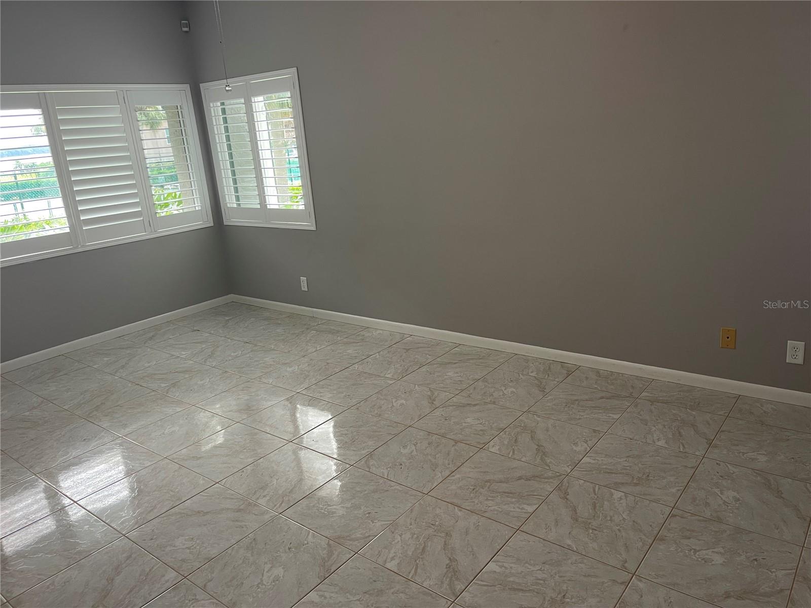 90 S Highland Ave #1 Property Photo 17