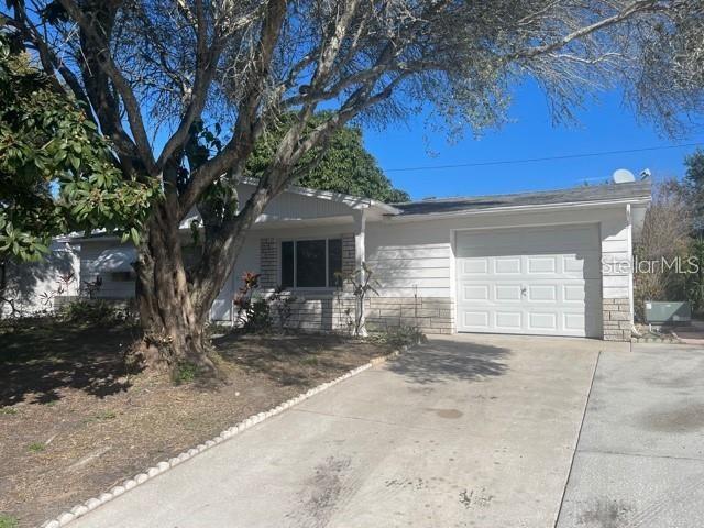 3700 LINKWOOD ST Property Photo 1