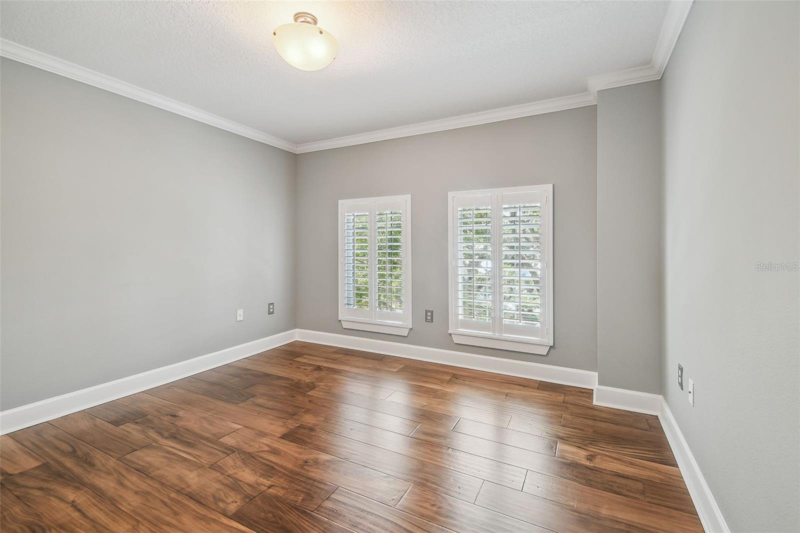 435 S Oregon Ave E #304 Property Photo 20