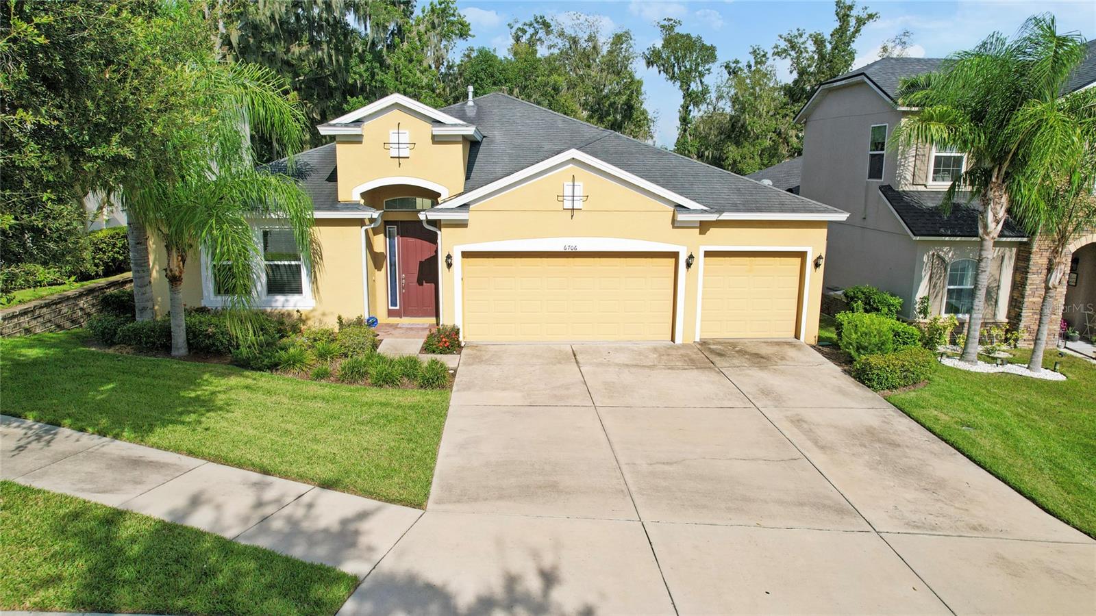 6706 Riverside Bluffs Dr Property Photo 2