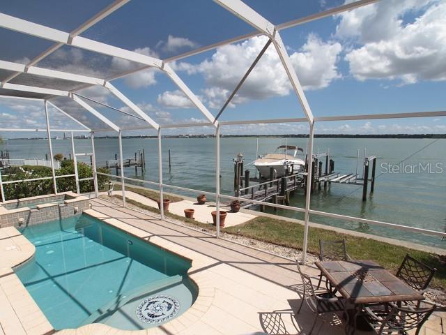 202 Sand Key Estates Dr Property Photo 5