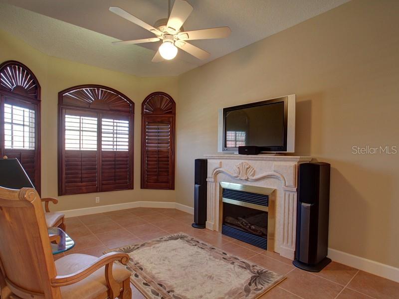 202 Sand Key Estates Dr Property Photo 11