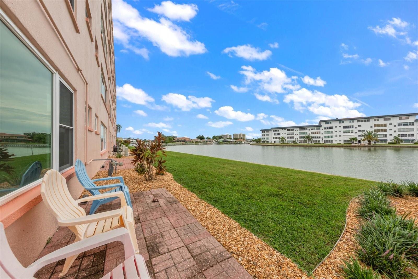 6025 Shore Blvd S #107 Property Photo