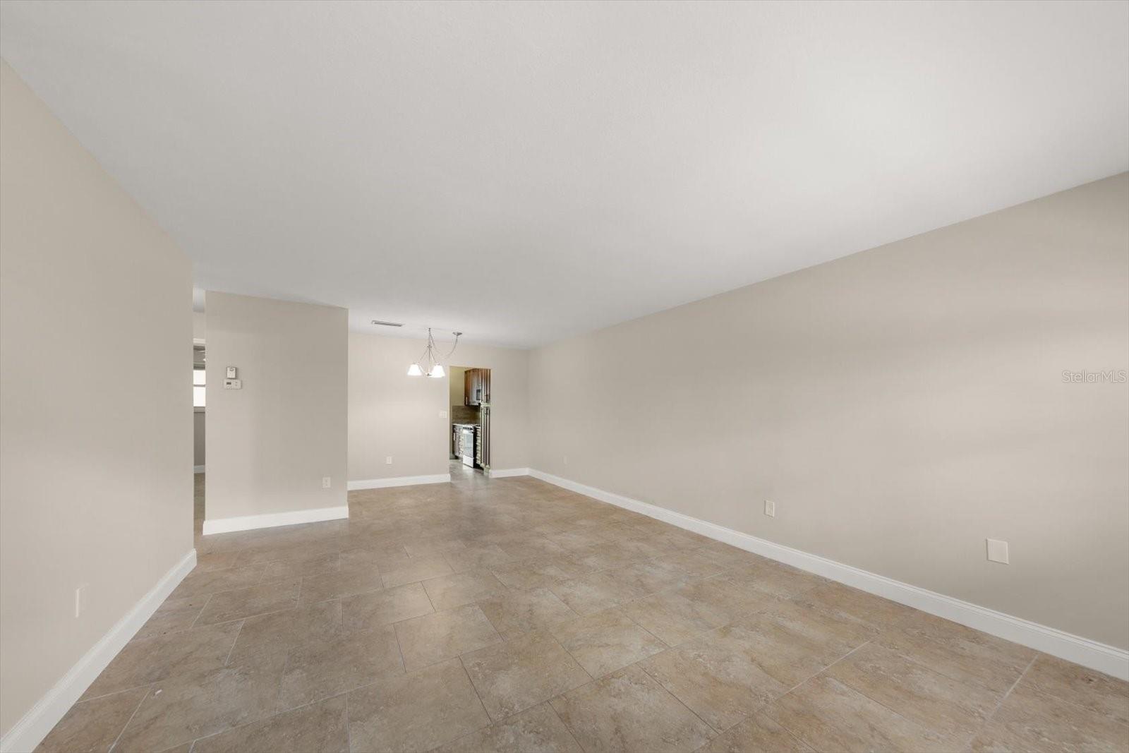 6025 Shore Blvd S #107 Property Photo 6