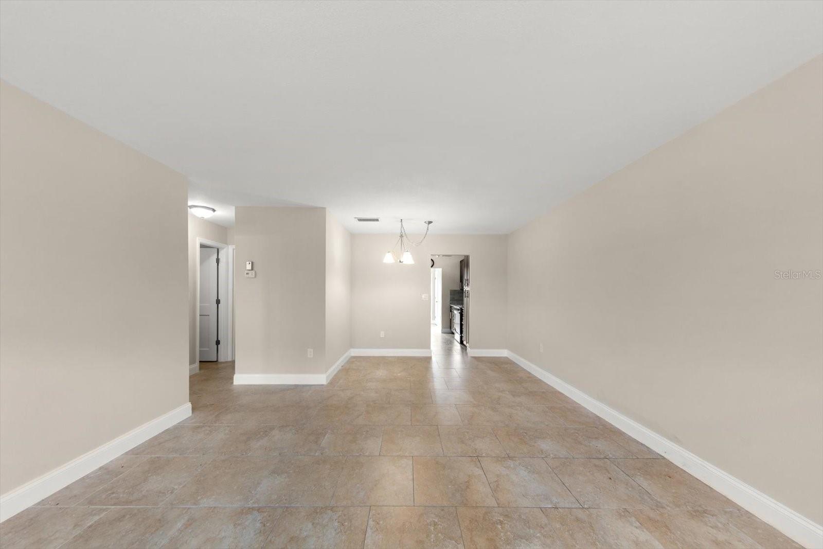 6025 Shore Blvd S #107 Property Photo 7