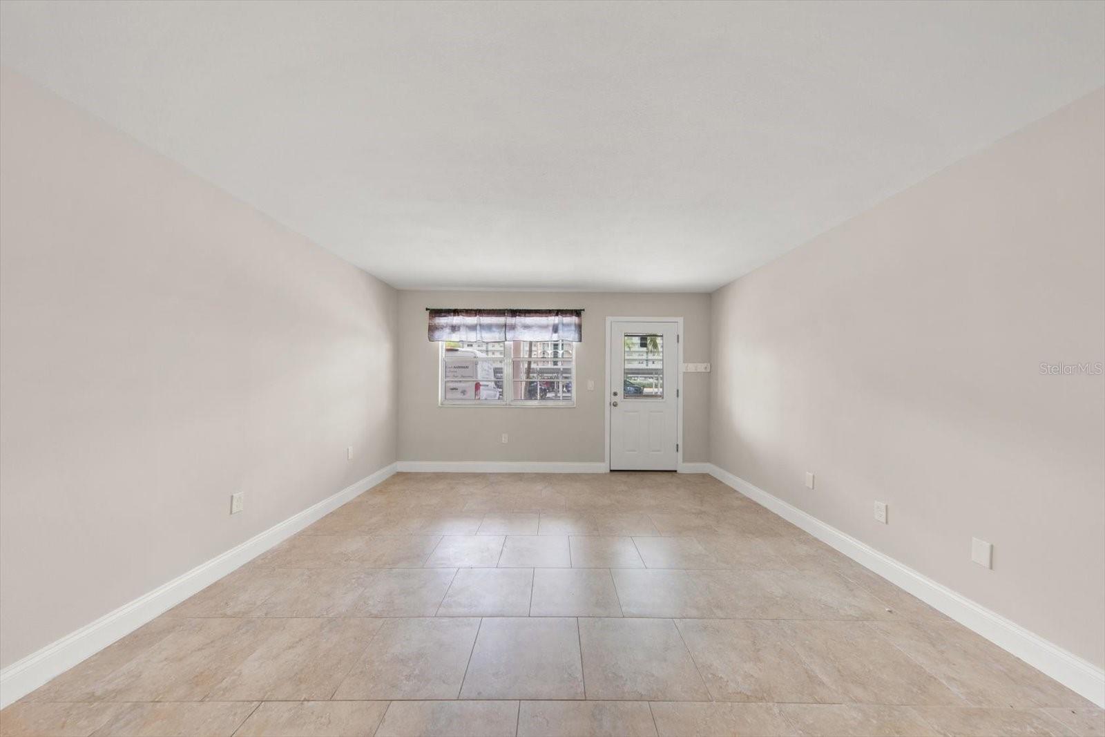 6025 Shore Blvd S #107 Property Photo 10