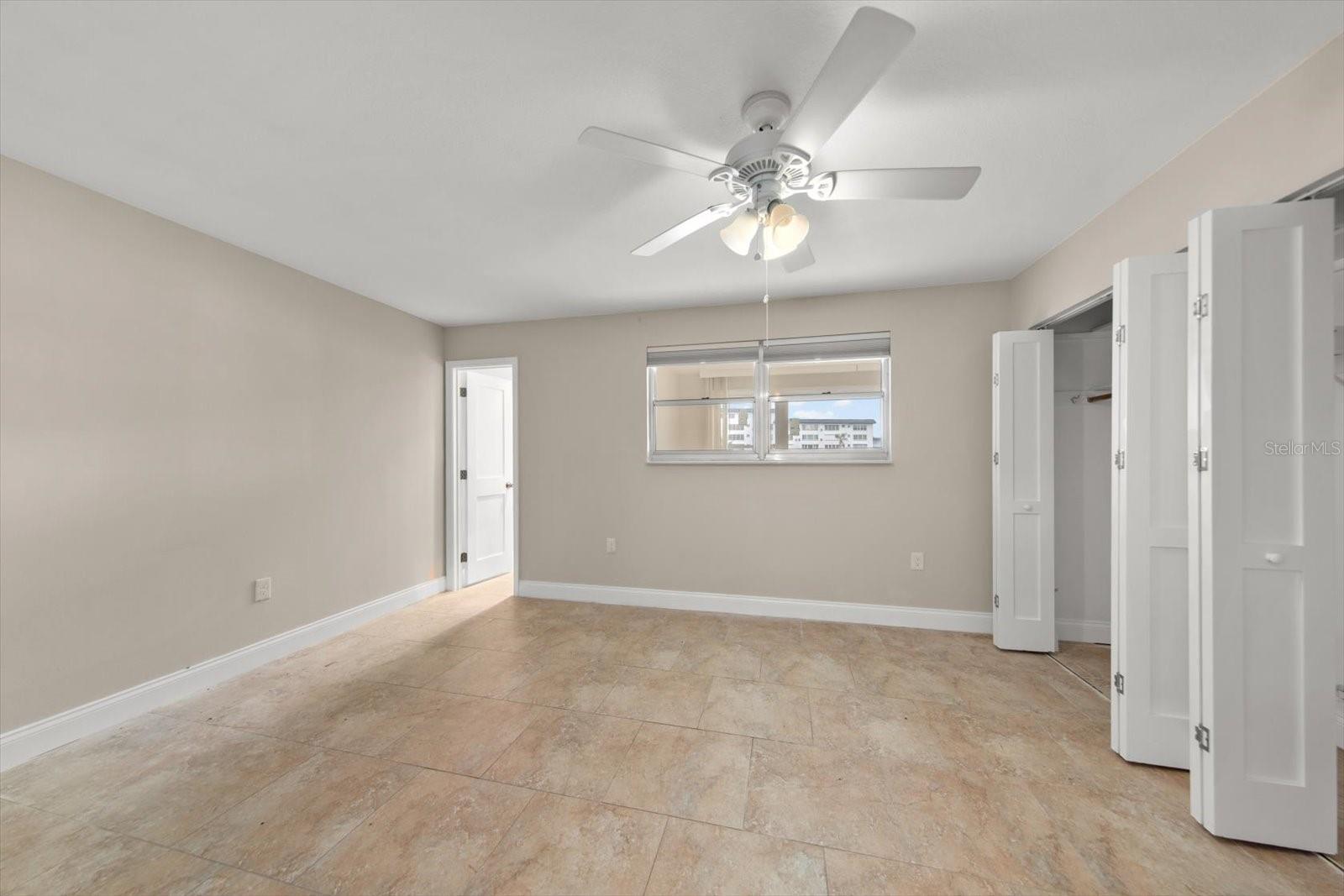 6025 Shore Blvd S #107 Property Photo 23