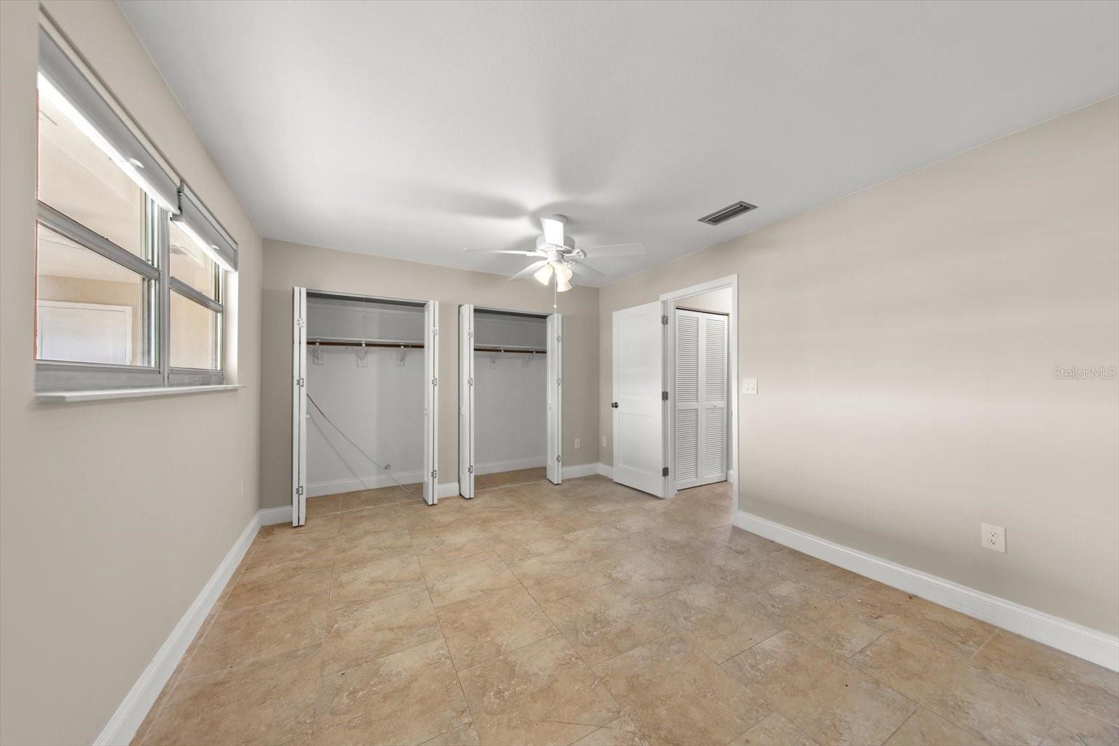 6025 Shore Blvd S #107 Property Photo 24