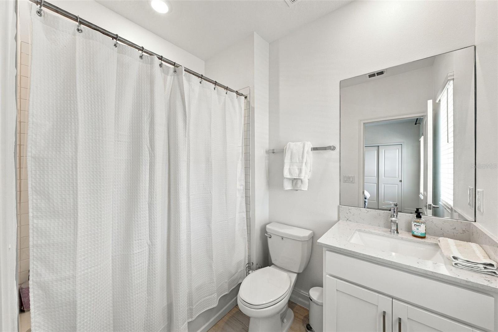 7706 S Trask St Property Photo 36