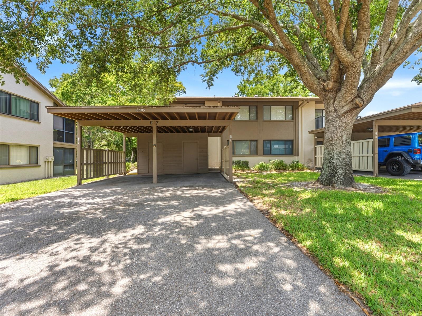 8305 Sandwedge Cir #a Property Photo