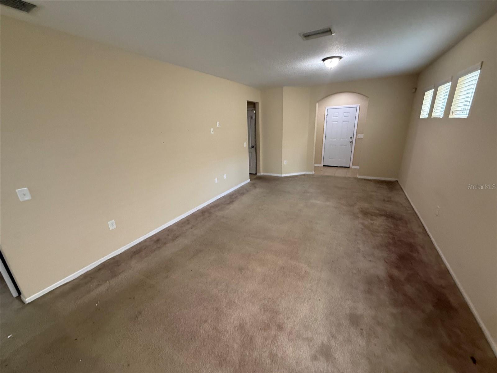 12669 Belcroft Dr Property Photo 3