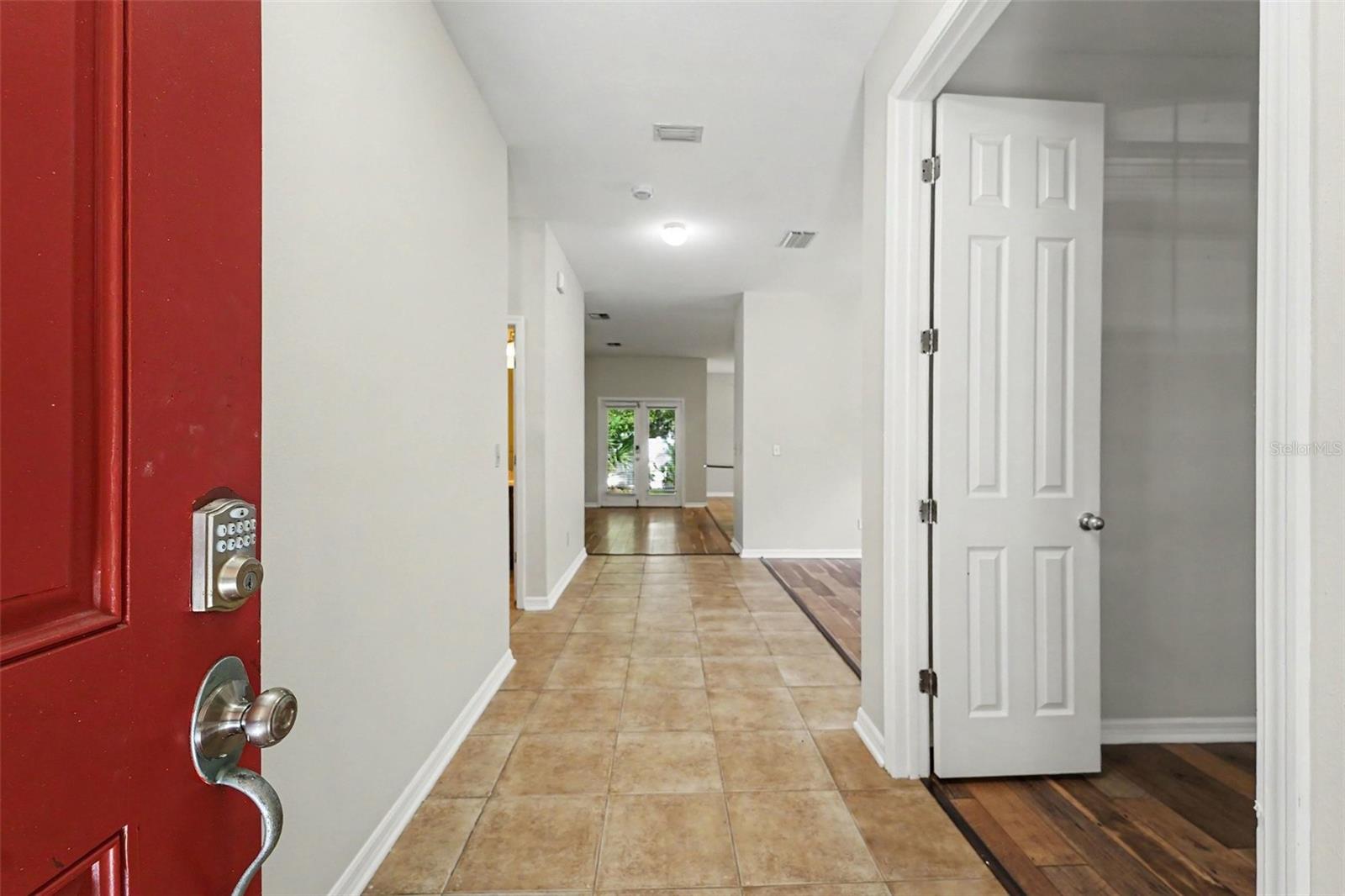 4507 Fieldview Cir Property Photo 5