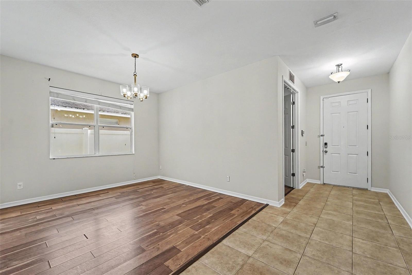 4507 Fieldview Cir Property Photo 6