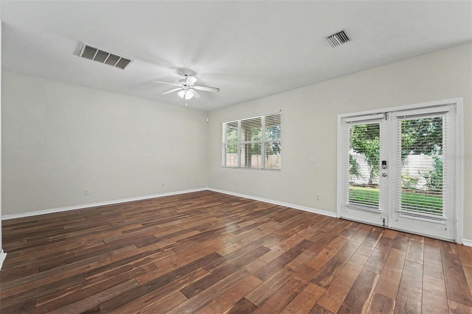 4507 Fieldview Cir Property Photo 19