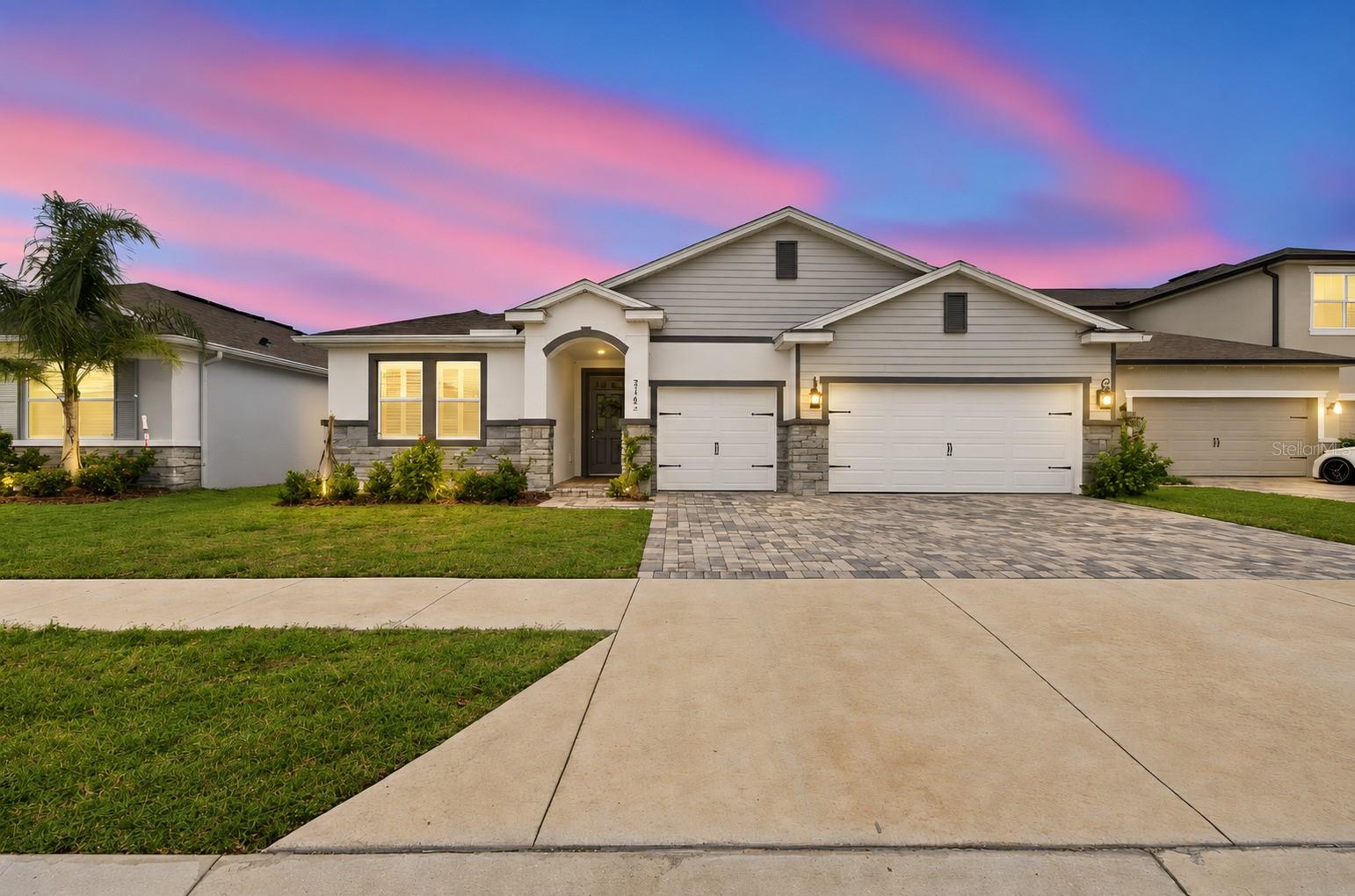 23182 Scaglione Dr Property Photo 2