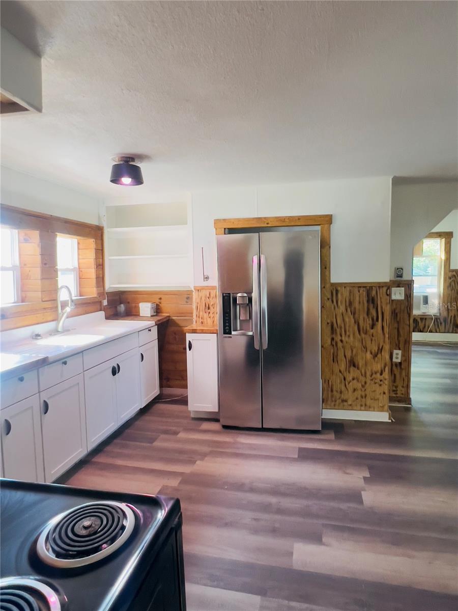 12 61st St Property Photo 13