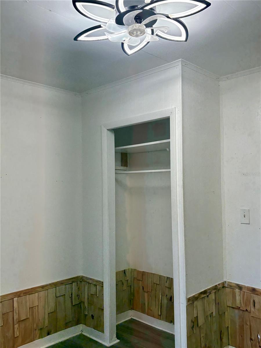 12 61st St Property Photo 16