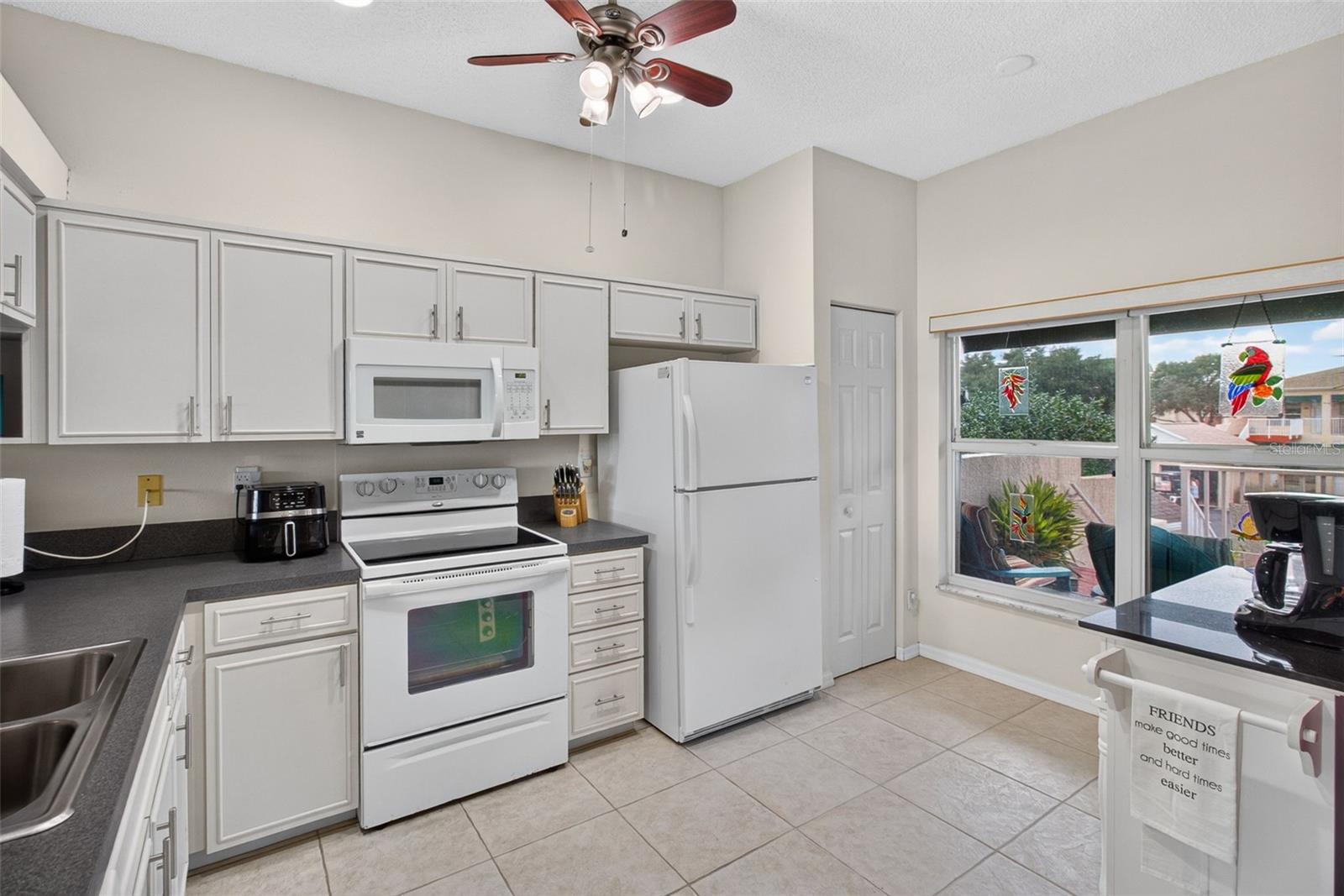 6363 99th Way N #12i Property Photo 7