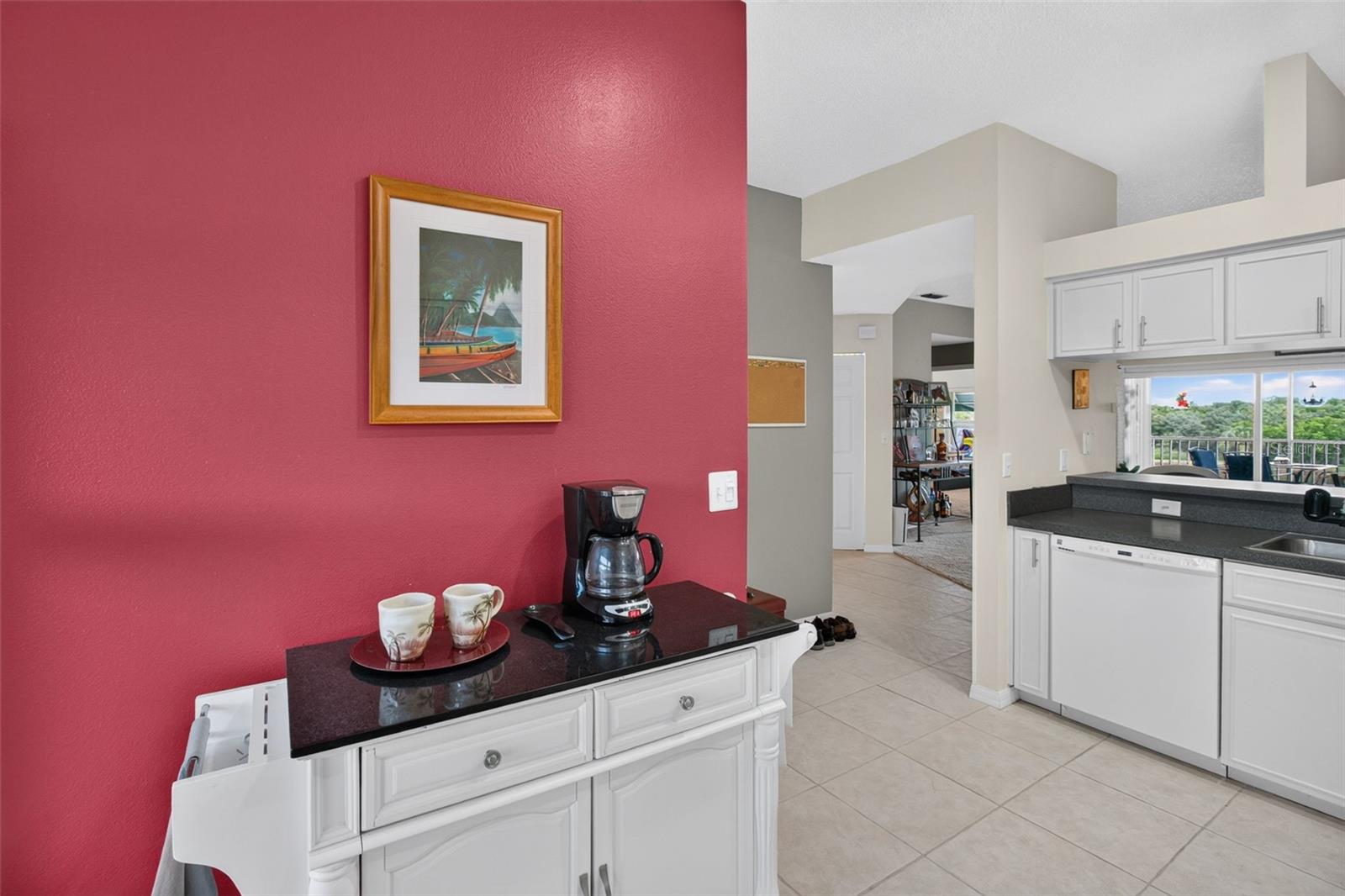 6363 99th Way N #12i Property Photo 8