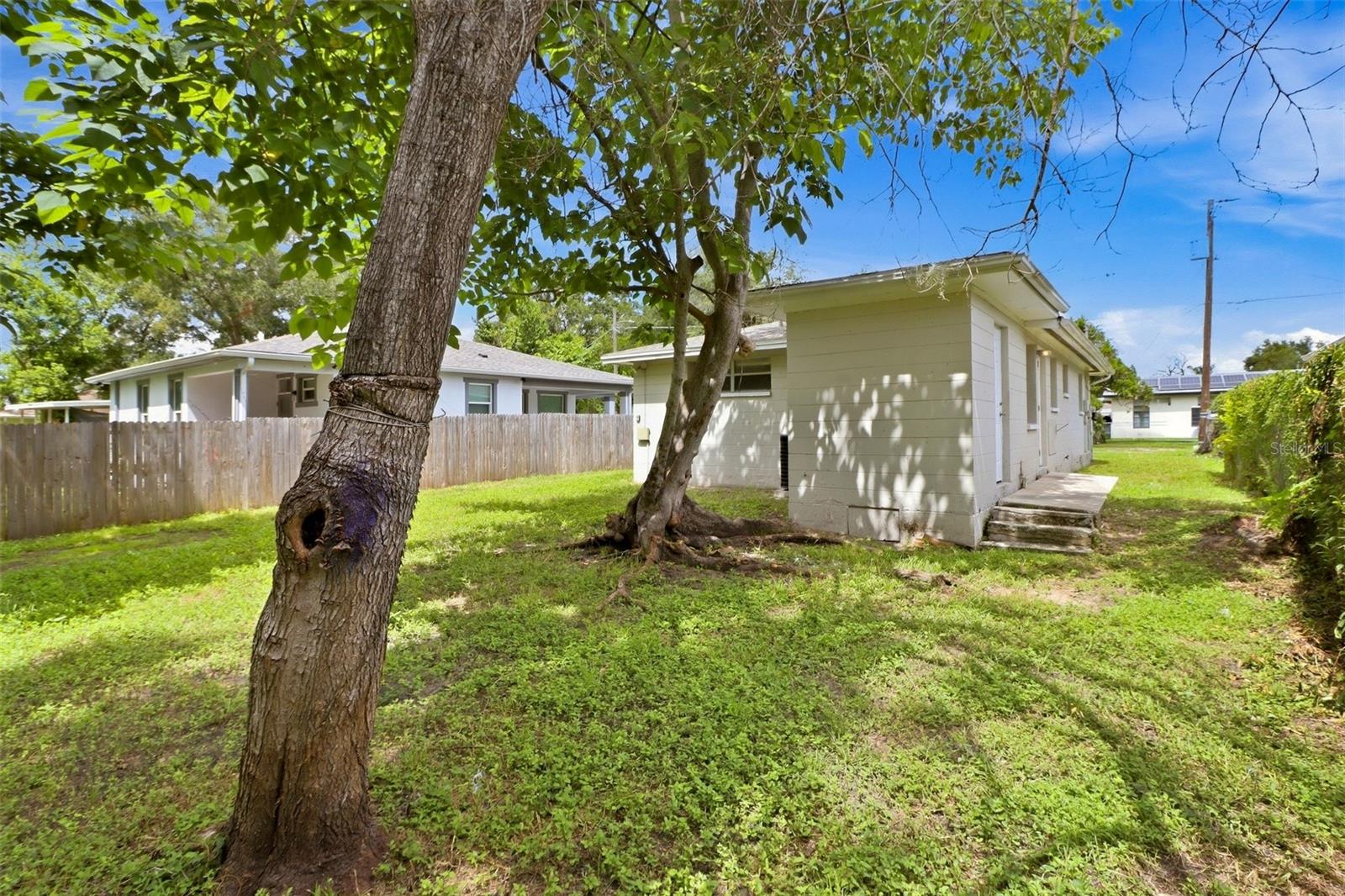 3207 E North Bay St Property Photo 15