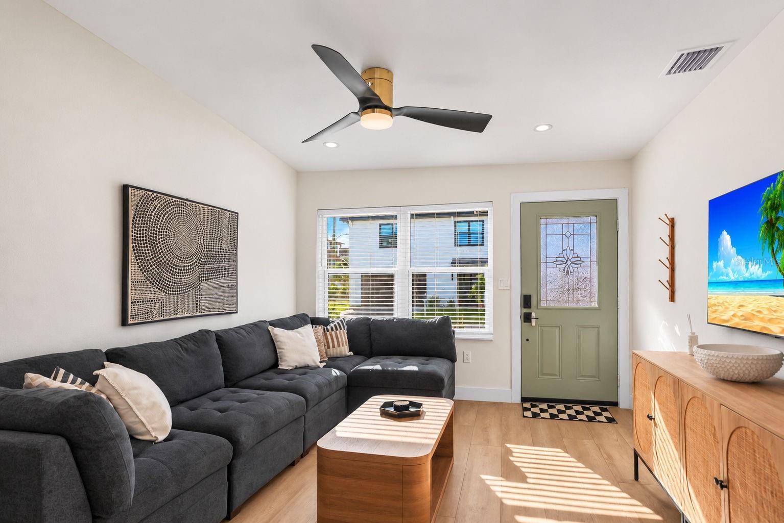 170 145th Ave E Property Photo 5