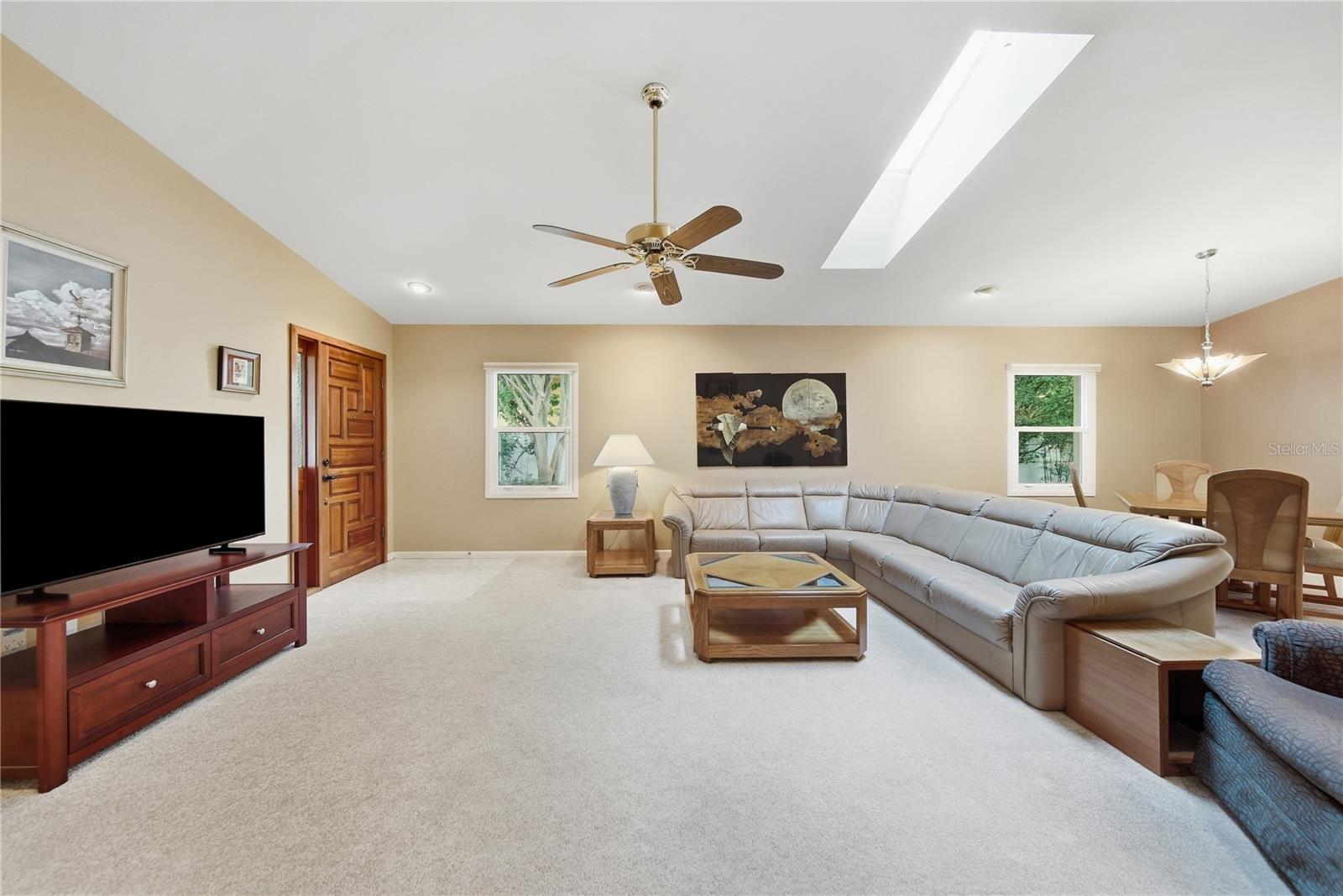 3423 Pico Dr Property Photo 10