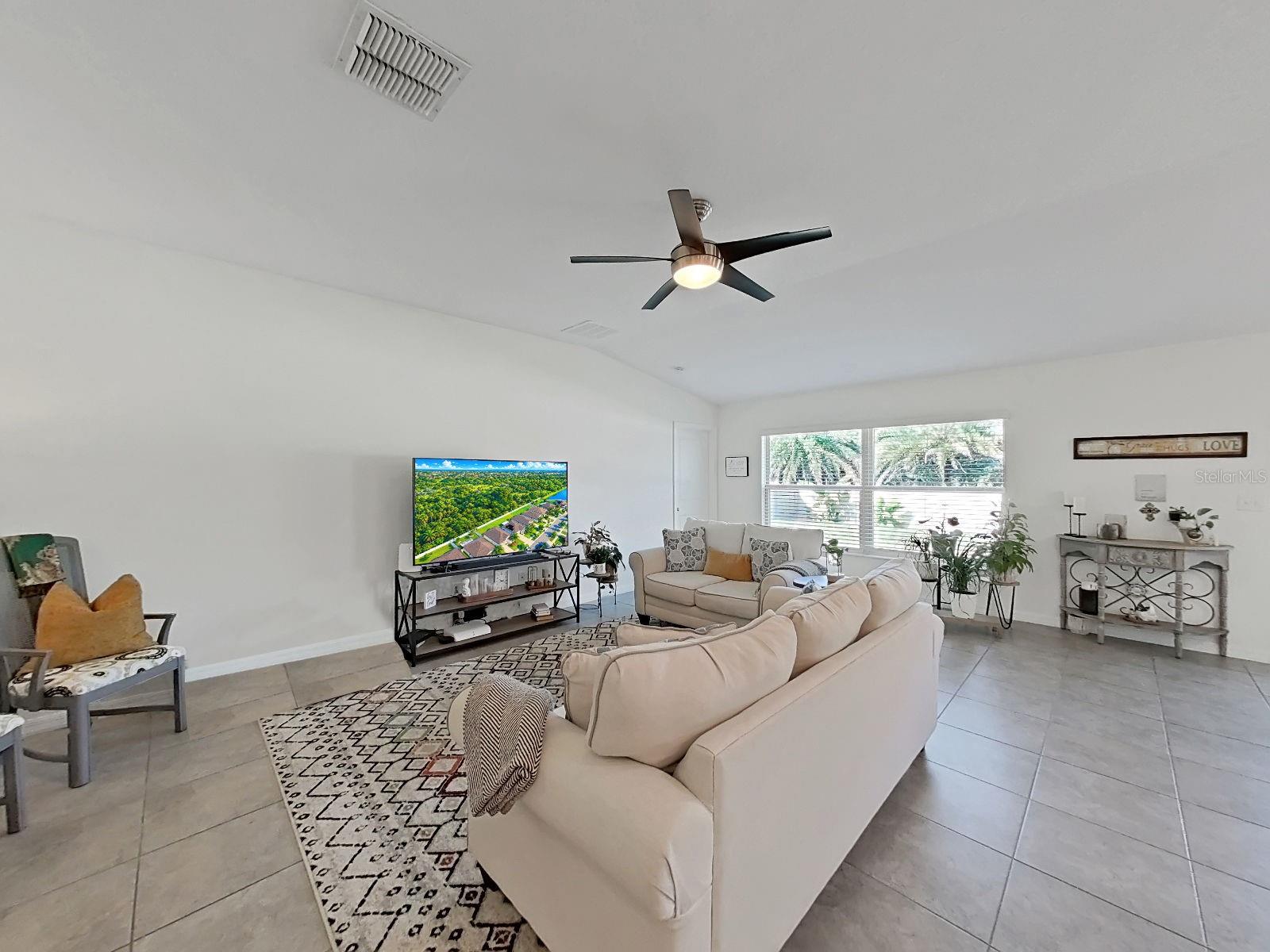 5037 White Chicory Dr Property Photo 8