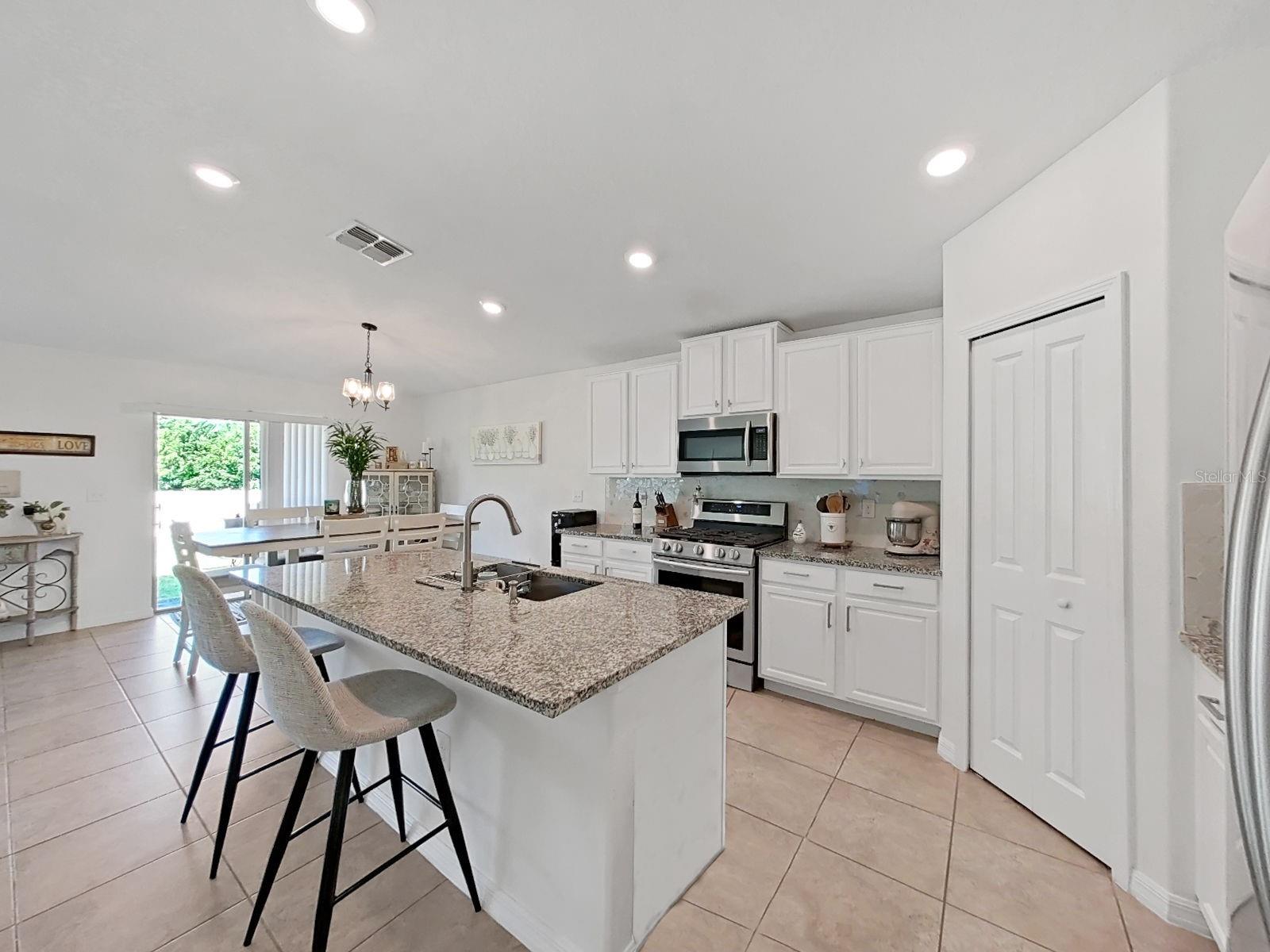5037 White Chicory Dr Property Photo 11