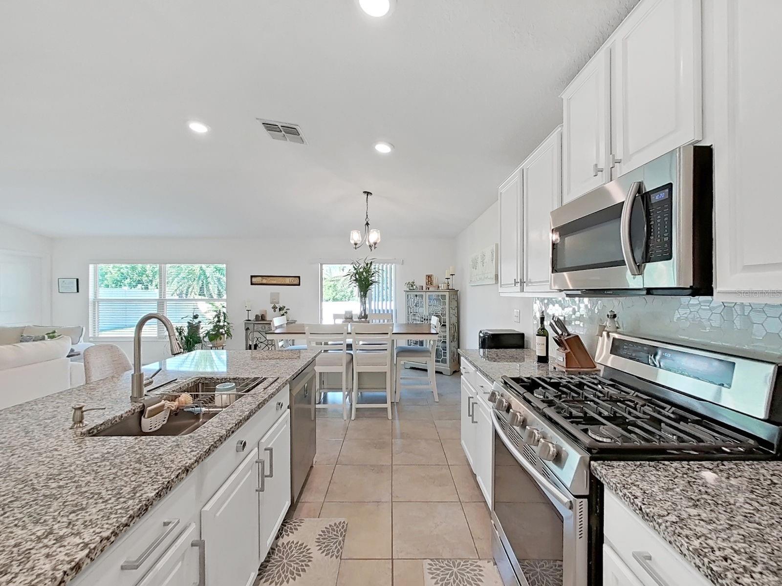 5037 White Chicory Dr Property Photo 14