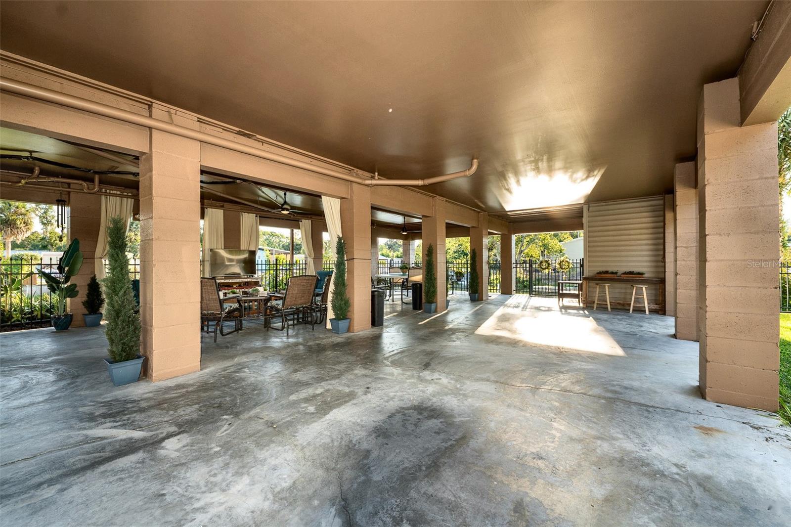 7247 Arbordale Dr Property Photo 11