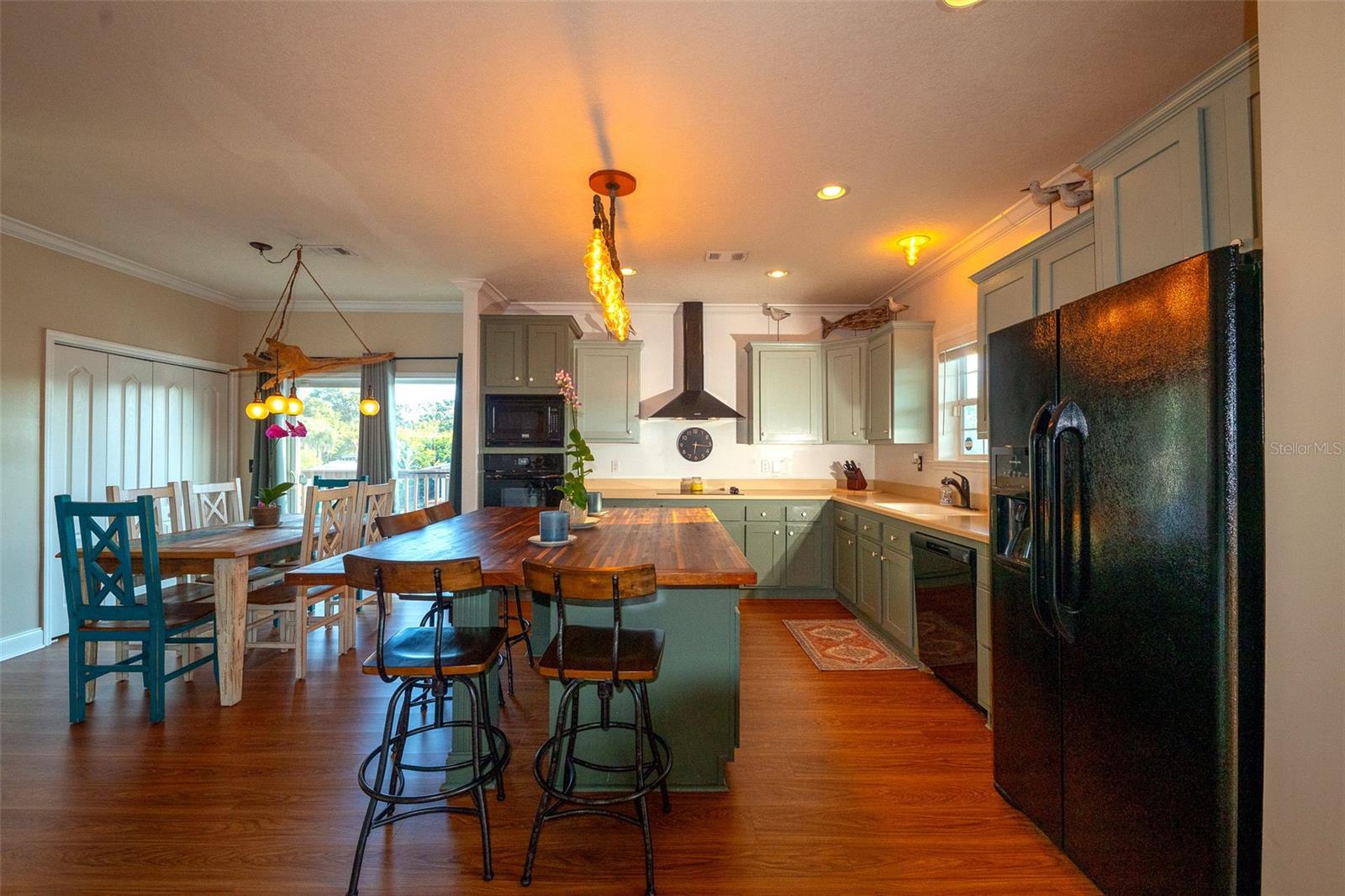 7247 Arbordale Dr Property Photo 15