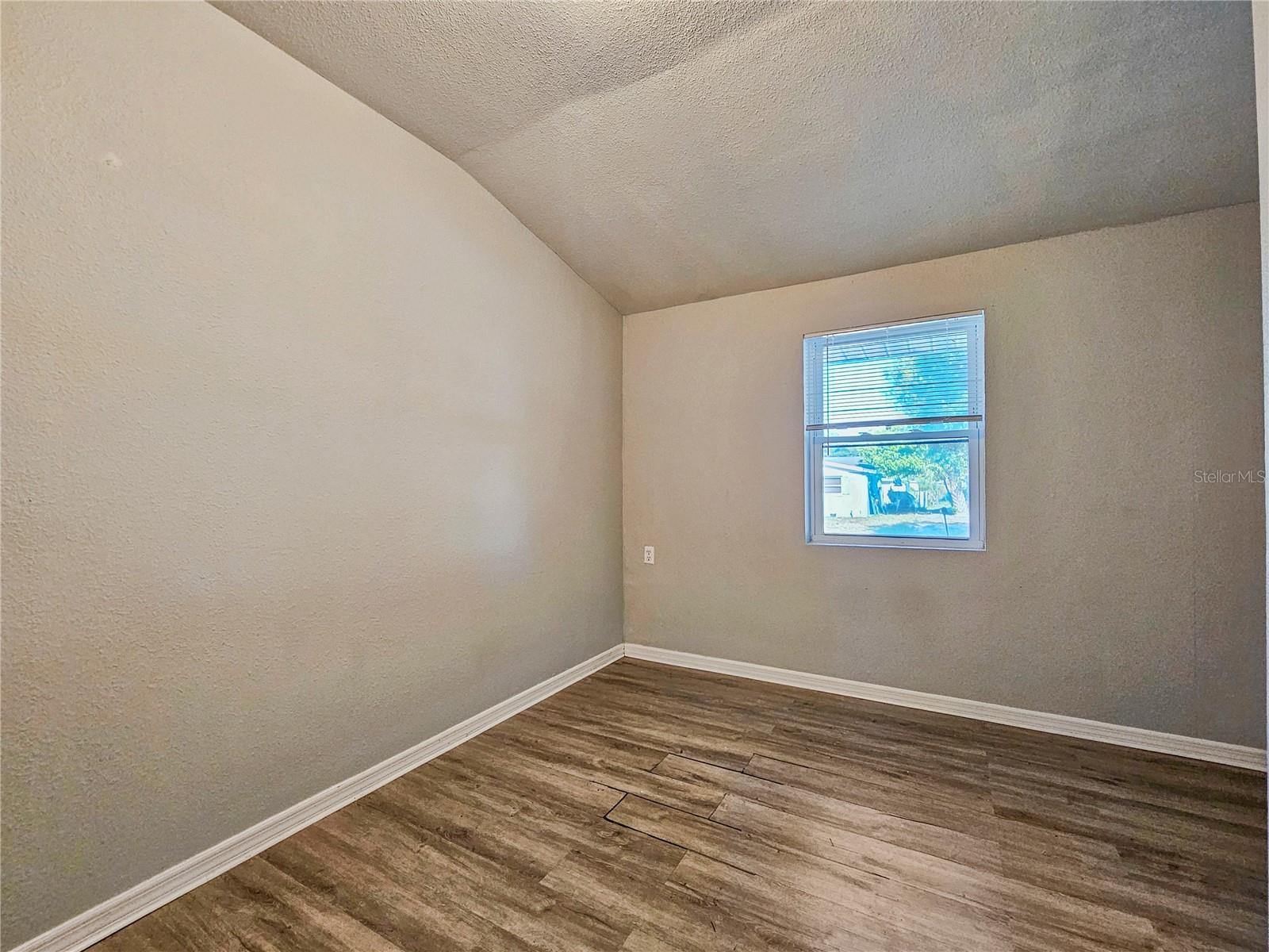 1048 Powersong St Property Photo 10