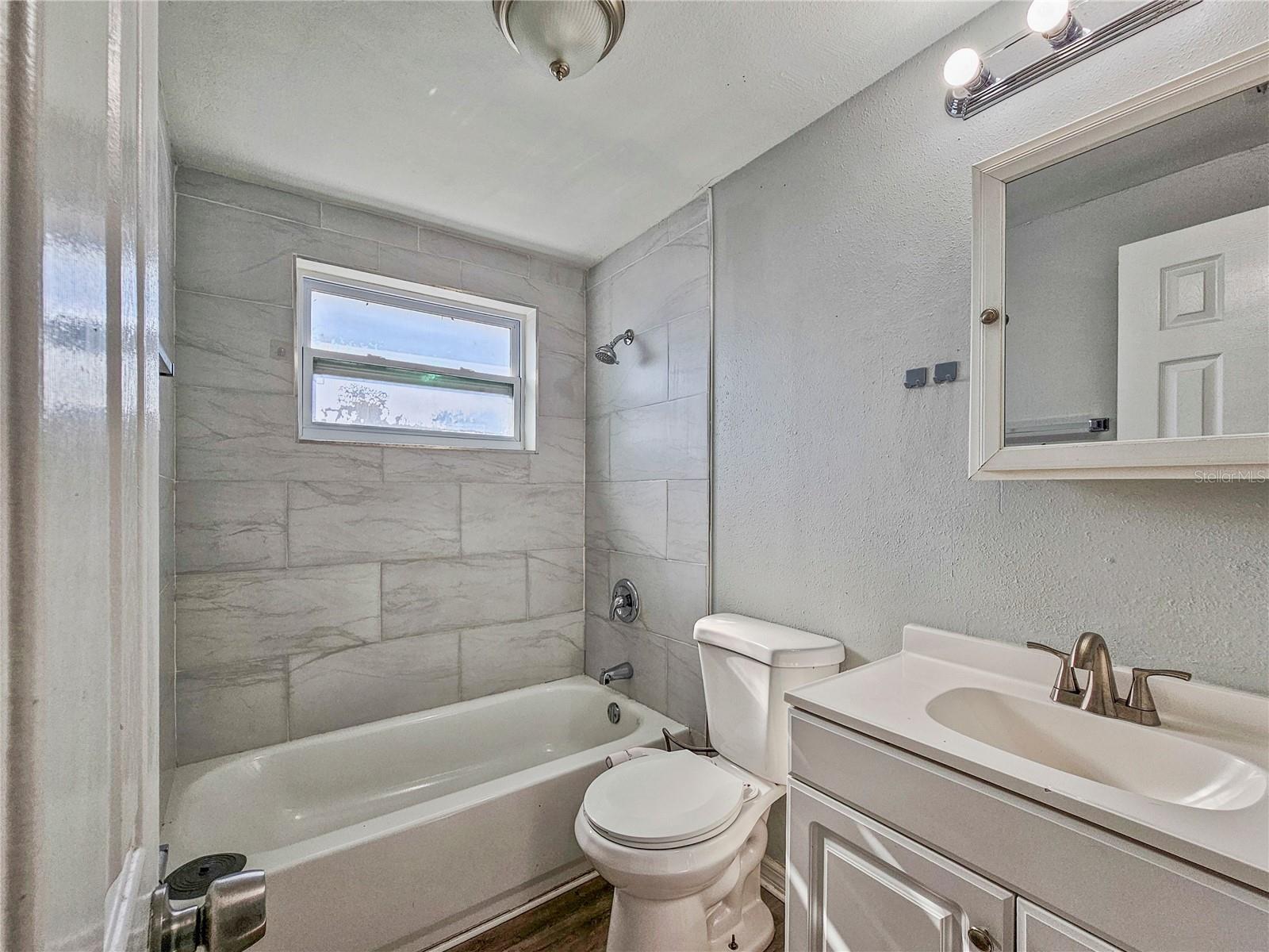 1048 Powersong St Property Photo 12