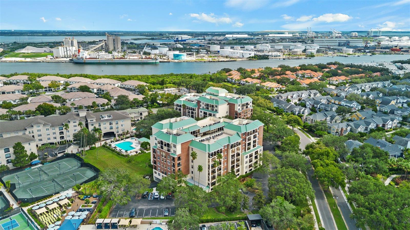1000 S Harbour Island Blvd #2404 Property Photo 43